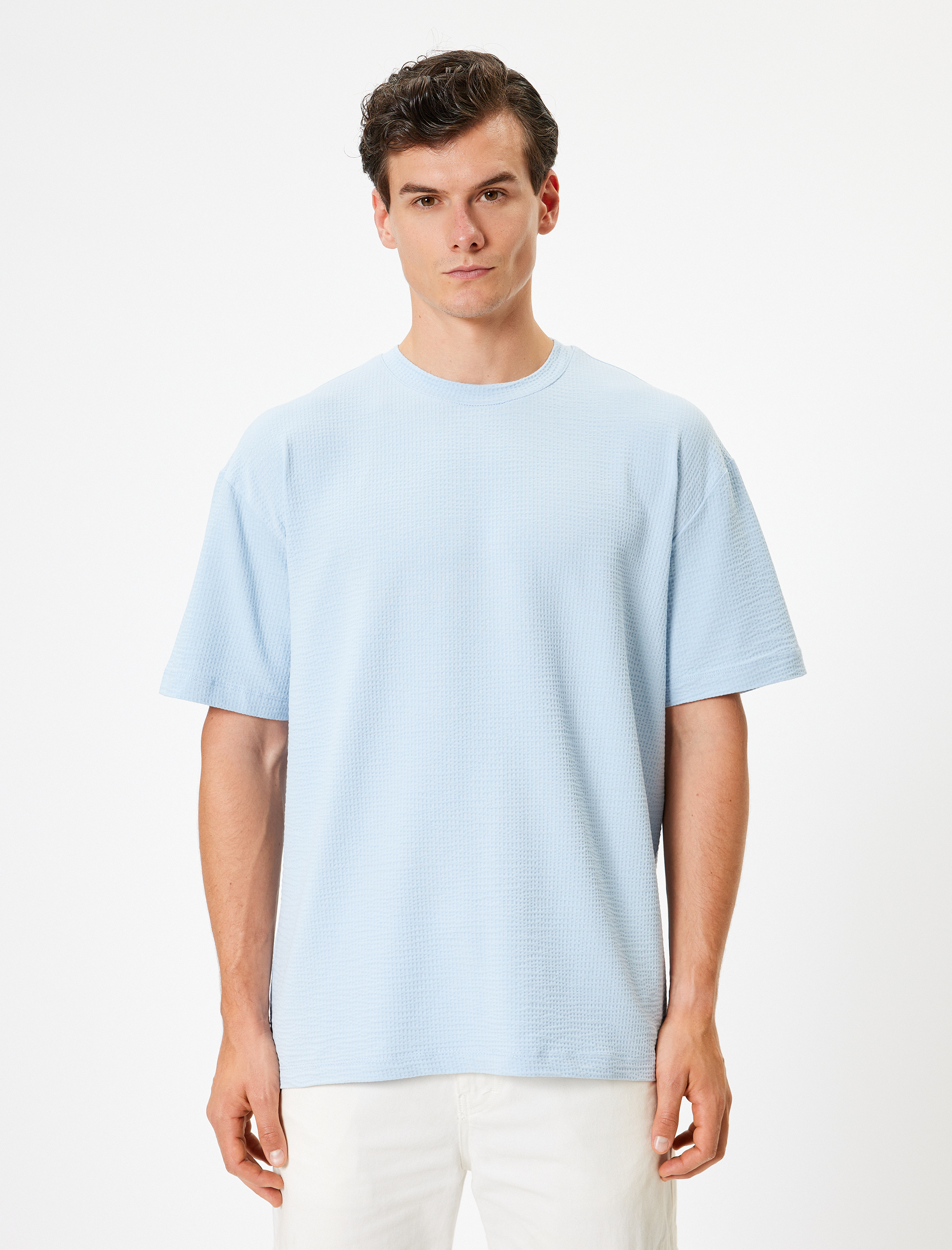   Dokulu Pamuklu Kısa Kollu Bisiklet Yaka Oversize Tişört