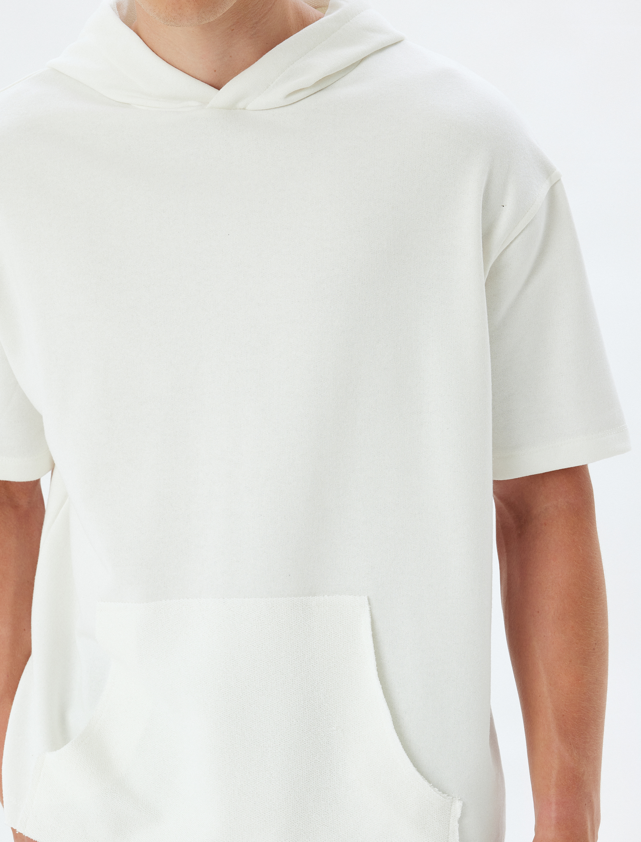   Oversize Tişört Kapşonlu Kısa Kollu Kanguru Cep Detaylı Pamuk Karışımlı