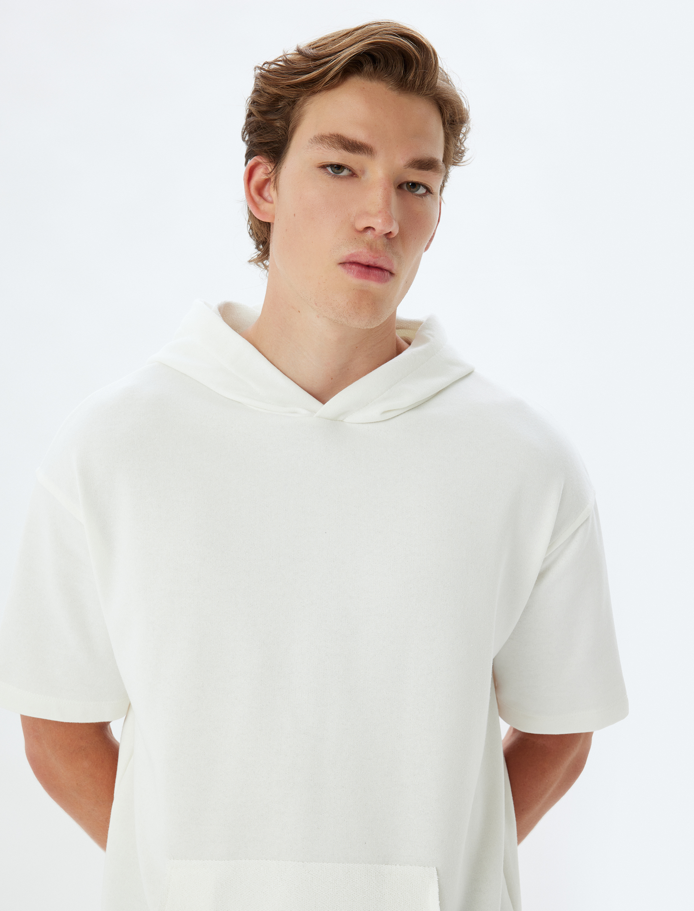   Oversize Tişört Kapşonlu Kısa Kollu Kanguru Cep Detaylı Pamuk Karışımlı