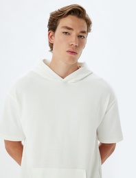 Oversize Tişört Kapşonlu Kısa Kollu Kanguru Cep Detaylı Pamuk Karışımlı