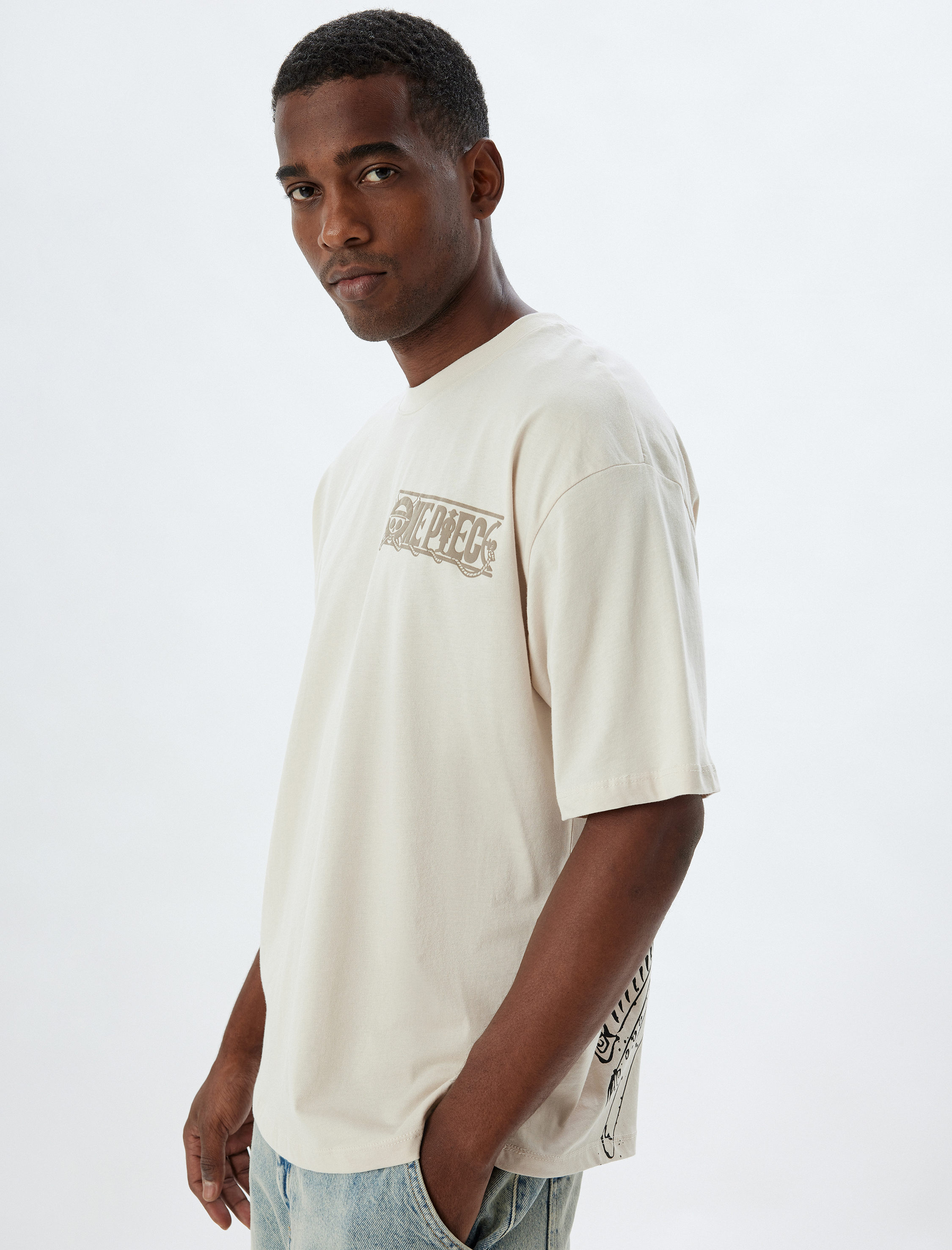   One Piece Tişört Lisanslı Kısa Kollu Bisiklet Yaka Pamuklu