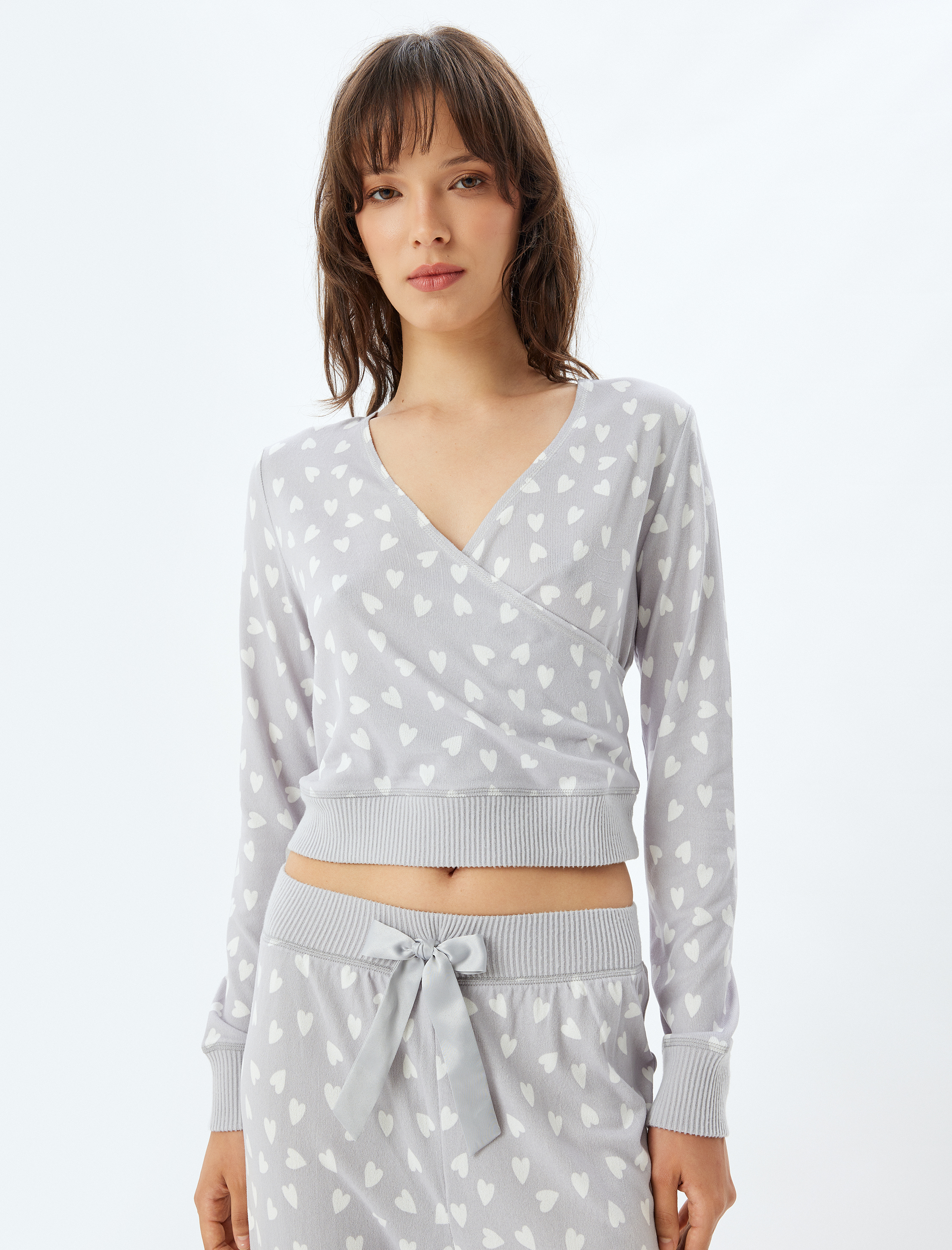   Kalpli Pijama Üstü Polar Kruvaze V Yaka Uzun Kollu