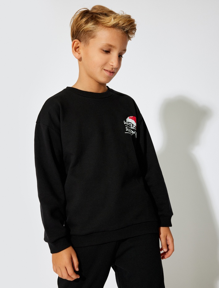 Erkek Çocuk Sweatshirt Yılbaşı Temalı Baskı Detaylı Uzun Kollu Bisiklet Yaka Şardonlu