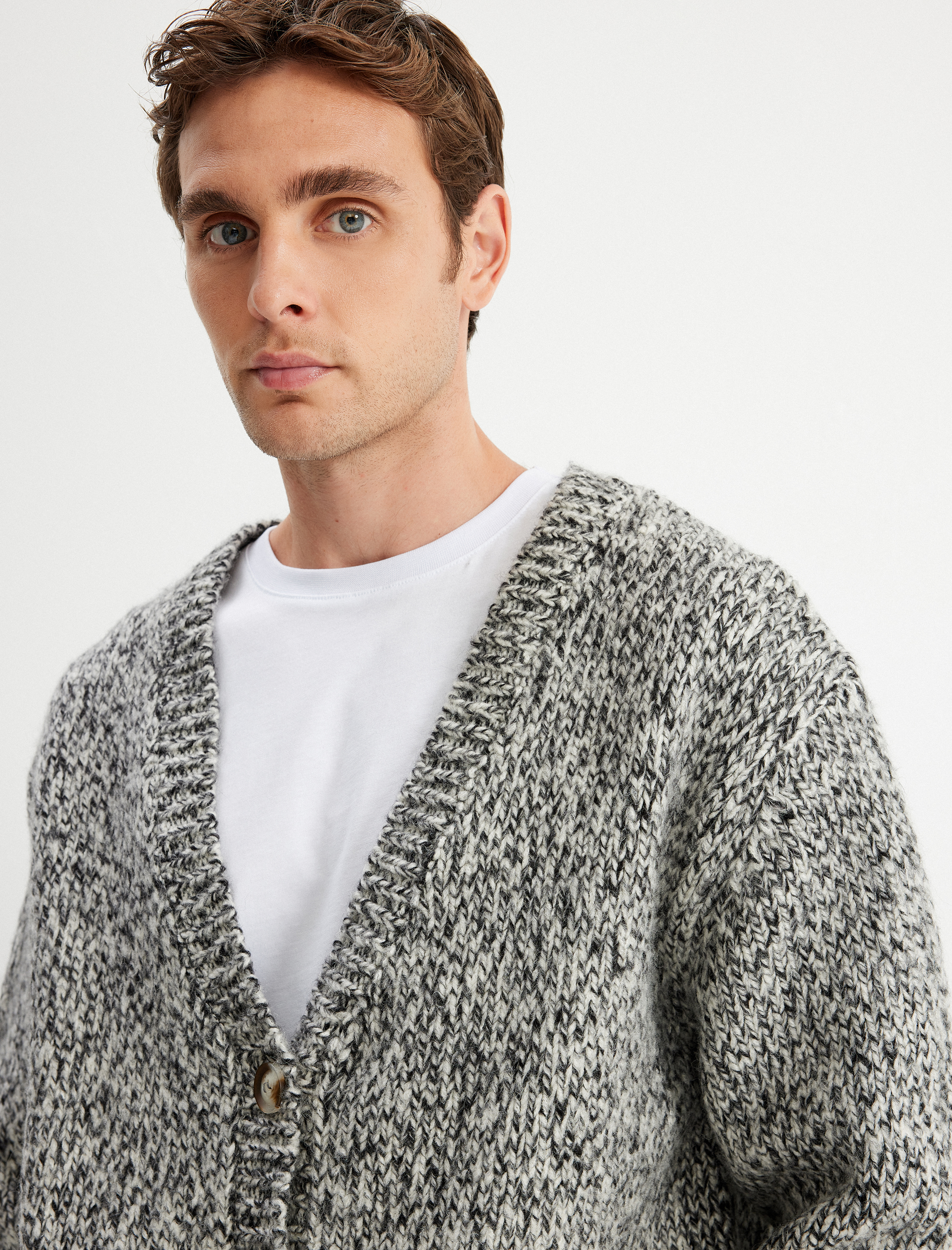   Triko Hırka V Yaka Düğmeli