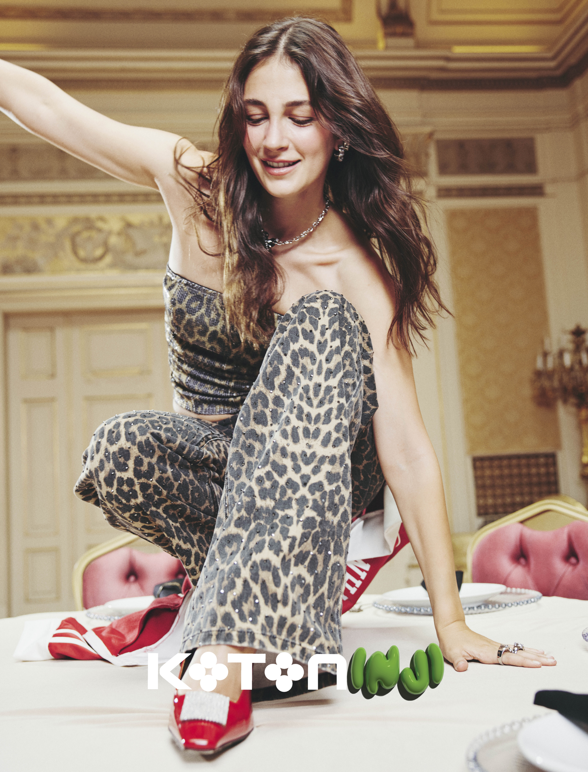   Taşlı Uzun Düz Paça Normal Bel Düğmeli Cepli Leopar Pantolon - Longer Straight Fit Jean