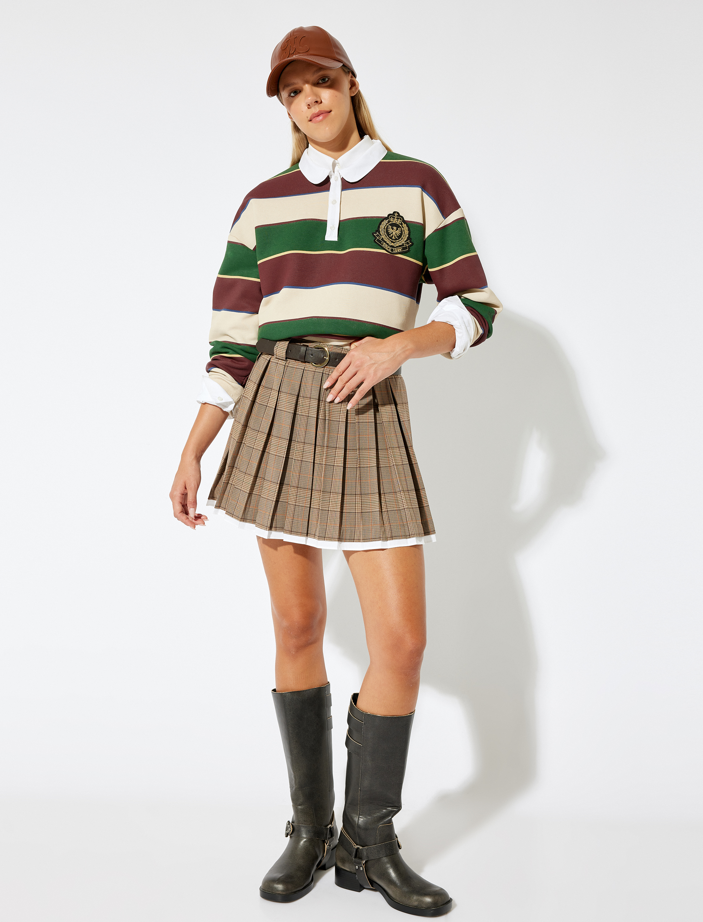   Şardonlu Polo Yaka Renk Bloklu Nakışlı Düğmeli Rahat Kalıp Sweatshirt