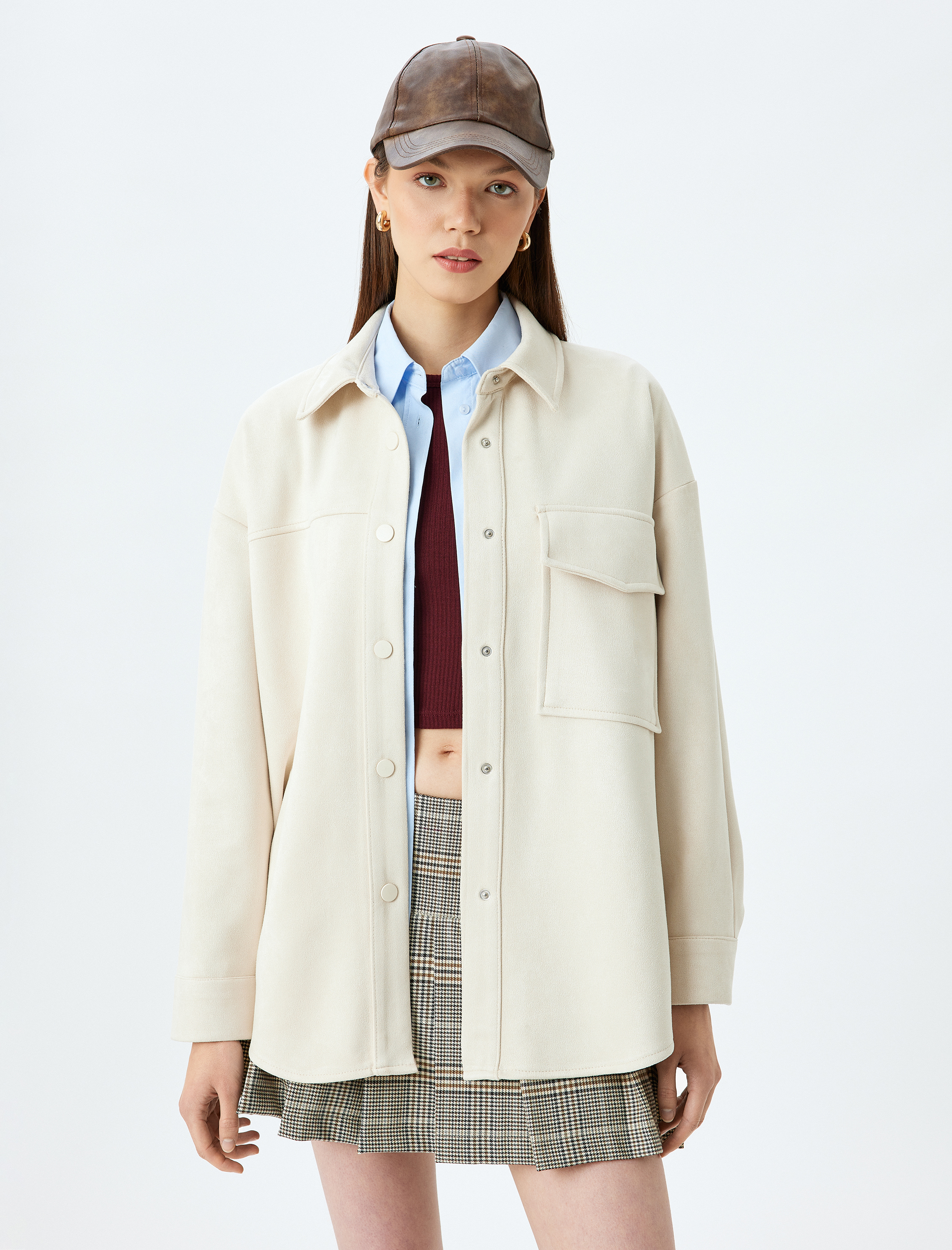   Süet Görünümlü Klasik Yaka Cep Detaylı Düğmeli Oversize Gömlek