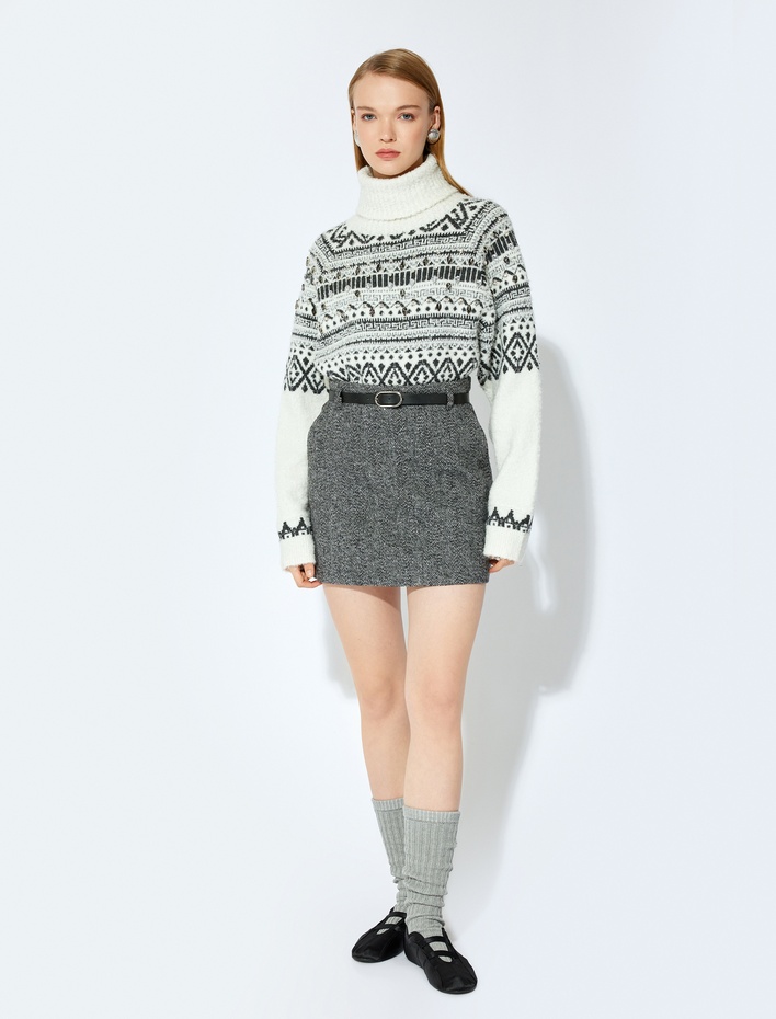  Koton X Şahika Ercümen - Uzun Kollu Etnik Desenli Balıkçı Yaka Taşlı Peluş Kazak