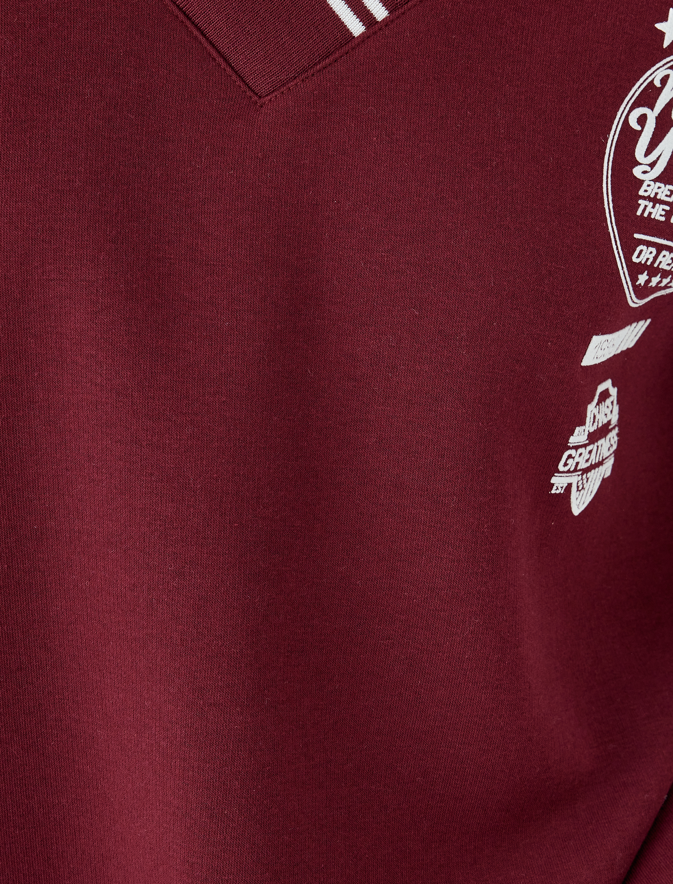   V Yaka Kolej Baskılı Şardonlu Oversize Sweatshirt