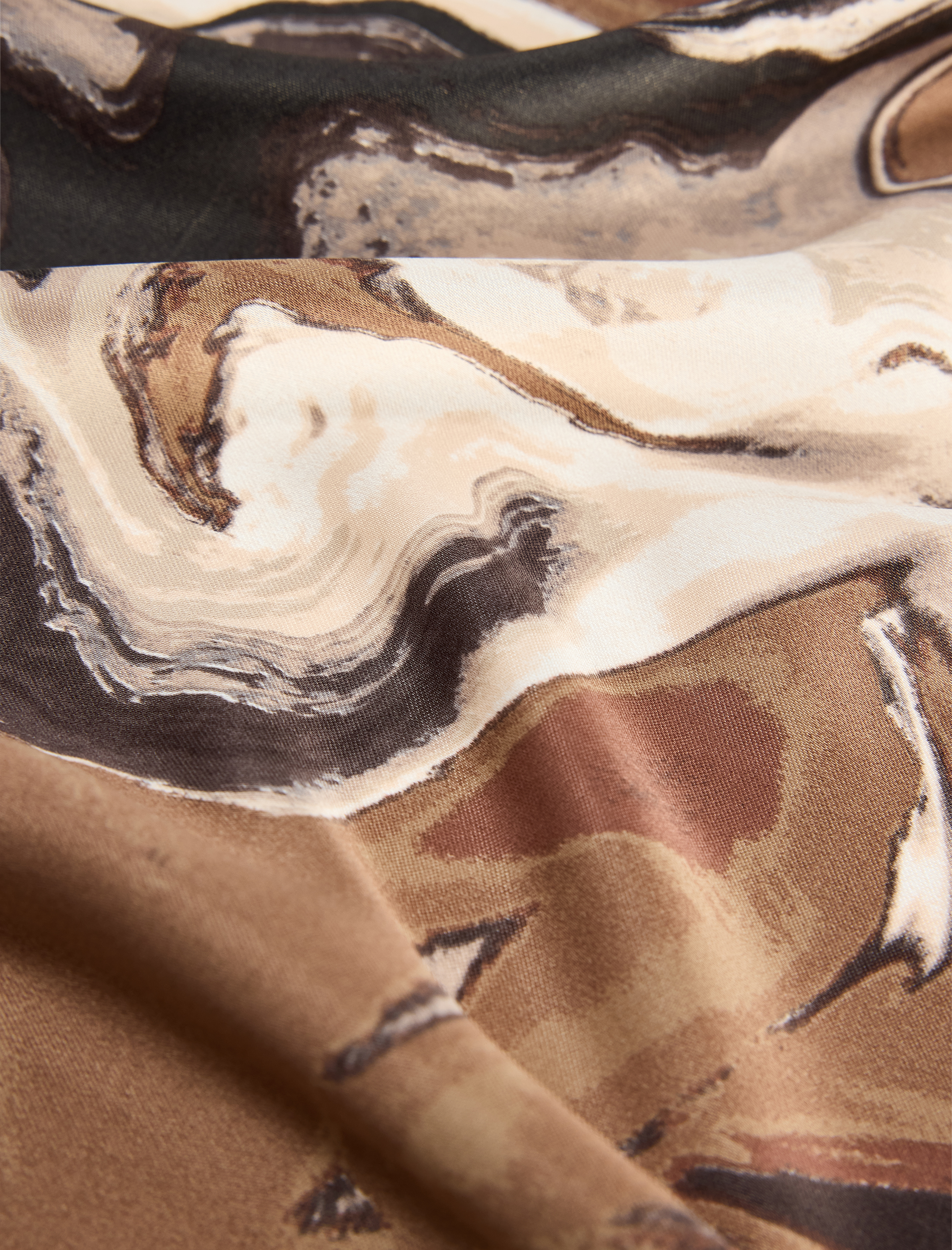  Kadın Soyut Desenli Saten Kare Fular