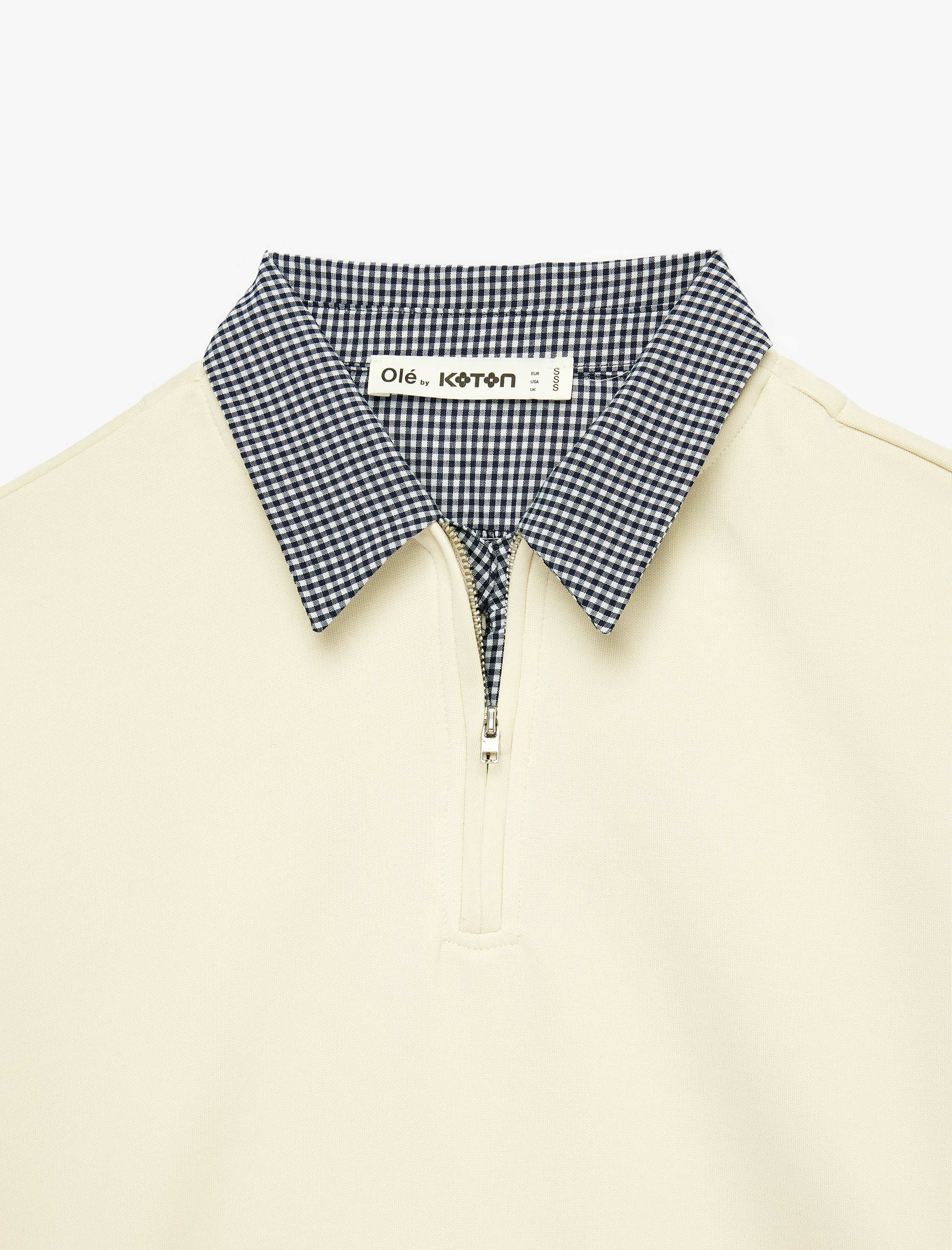   Rahat Kalıp Uzun Kollu Kareli Yaka Detaylı Yarım Fermuarlı Sweatshirt