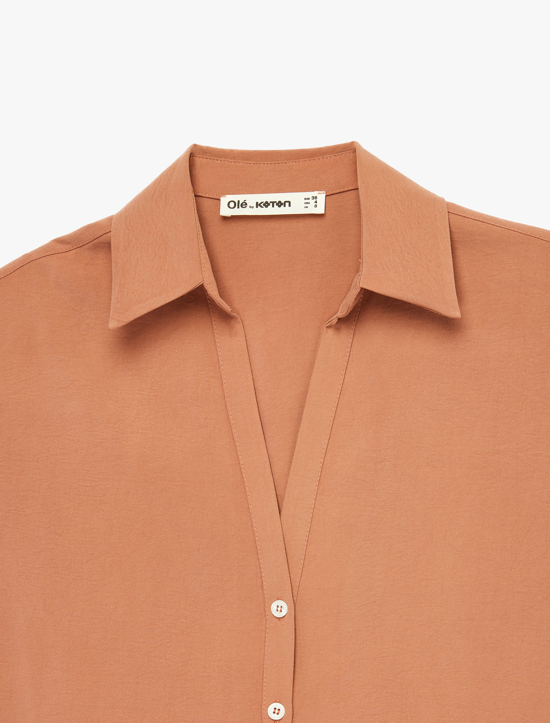   Rahat Kalıp Uzun Kollu Klasik Yaka Düğmeli Viskon Gömlek