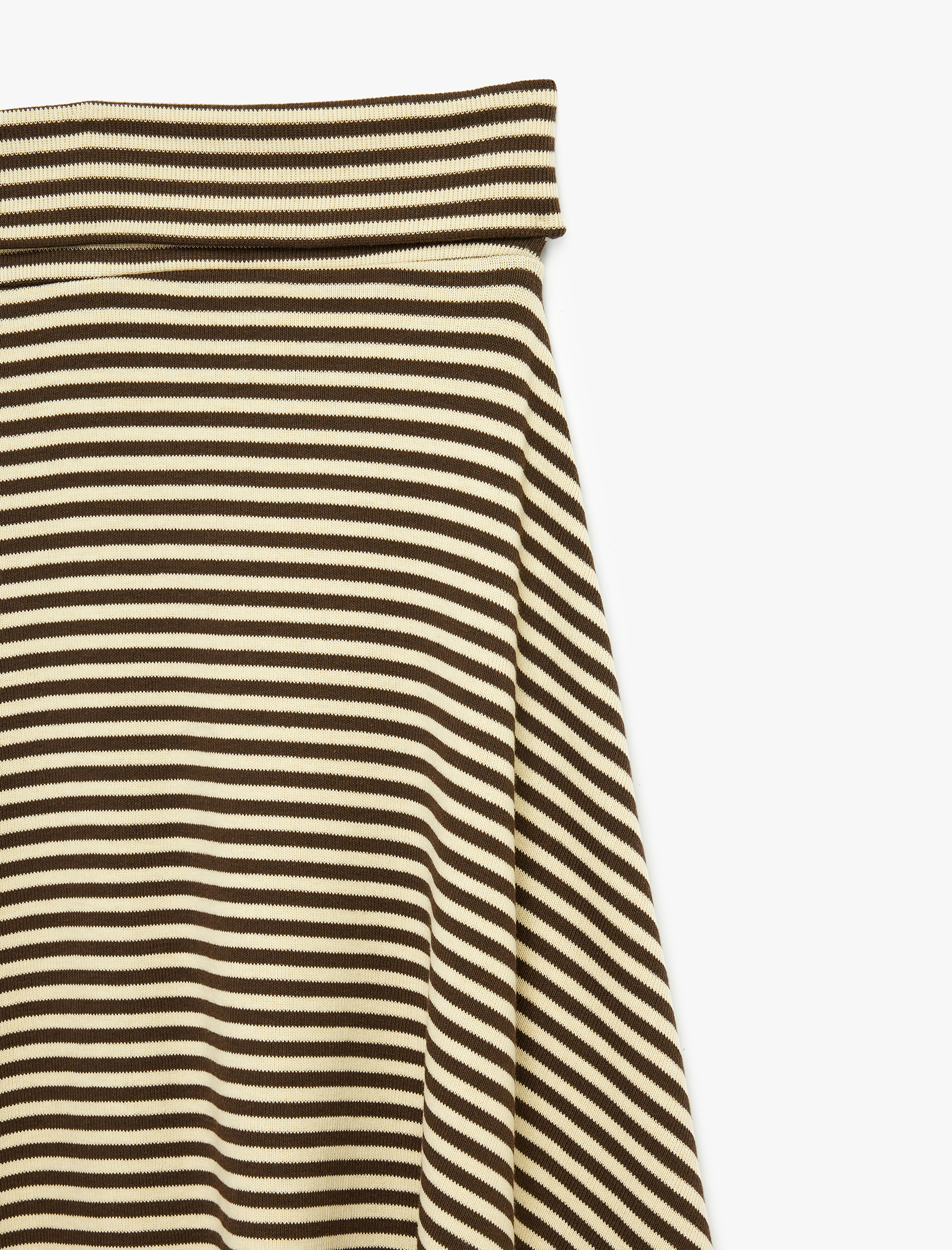   Beli Katlı Çizgili Asimetrik Kesim Uzun Etek