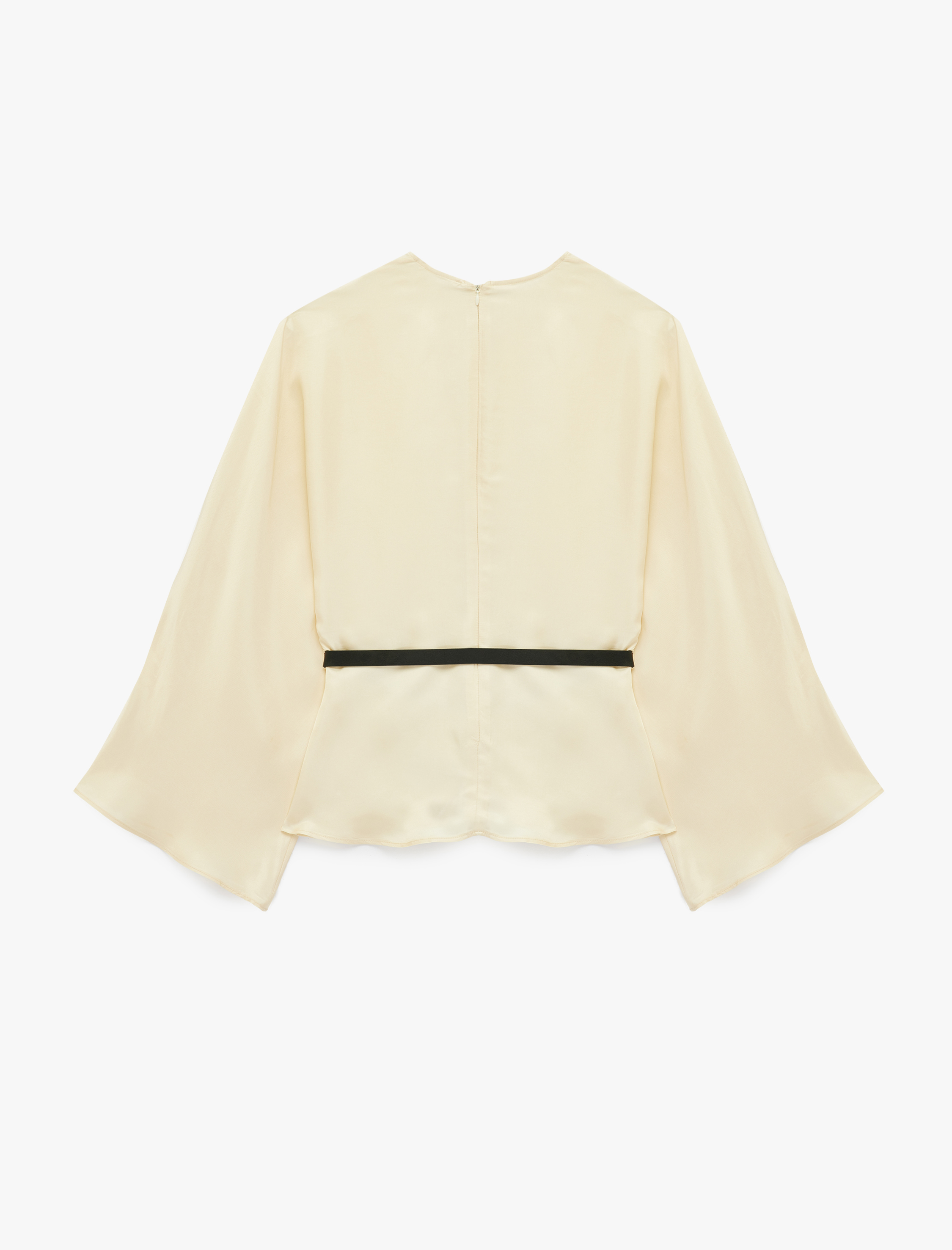   Uzun Yarasa Kollu Bisiklet Yaka Viskon Kemer Detaylı Volanlı Oversize Bluz