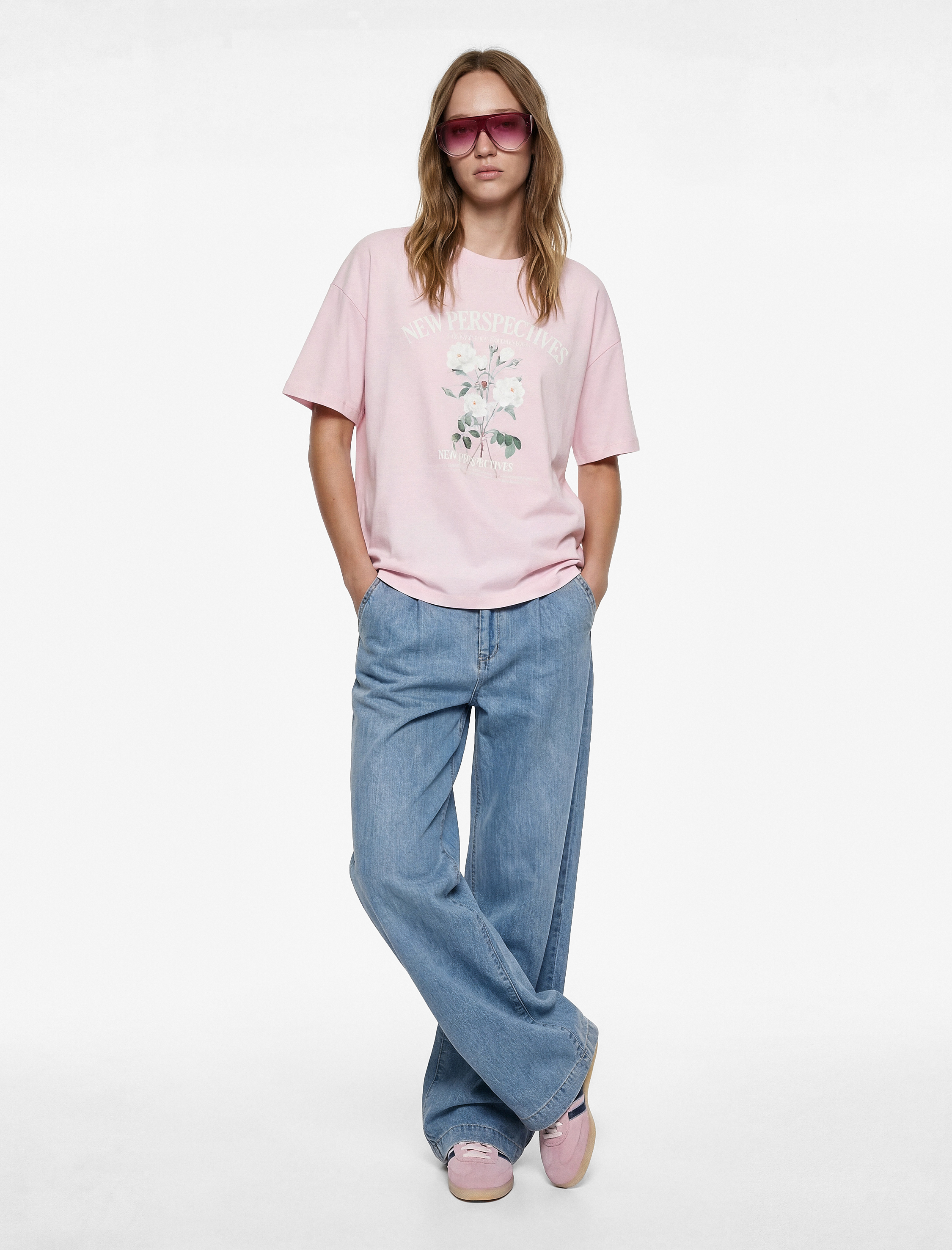   Kısa Kollu Bisiklet Yaka Pamuklu Çiçek Baskılı Oversize Tişört