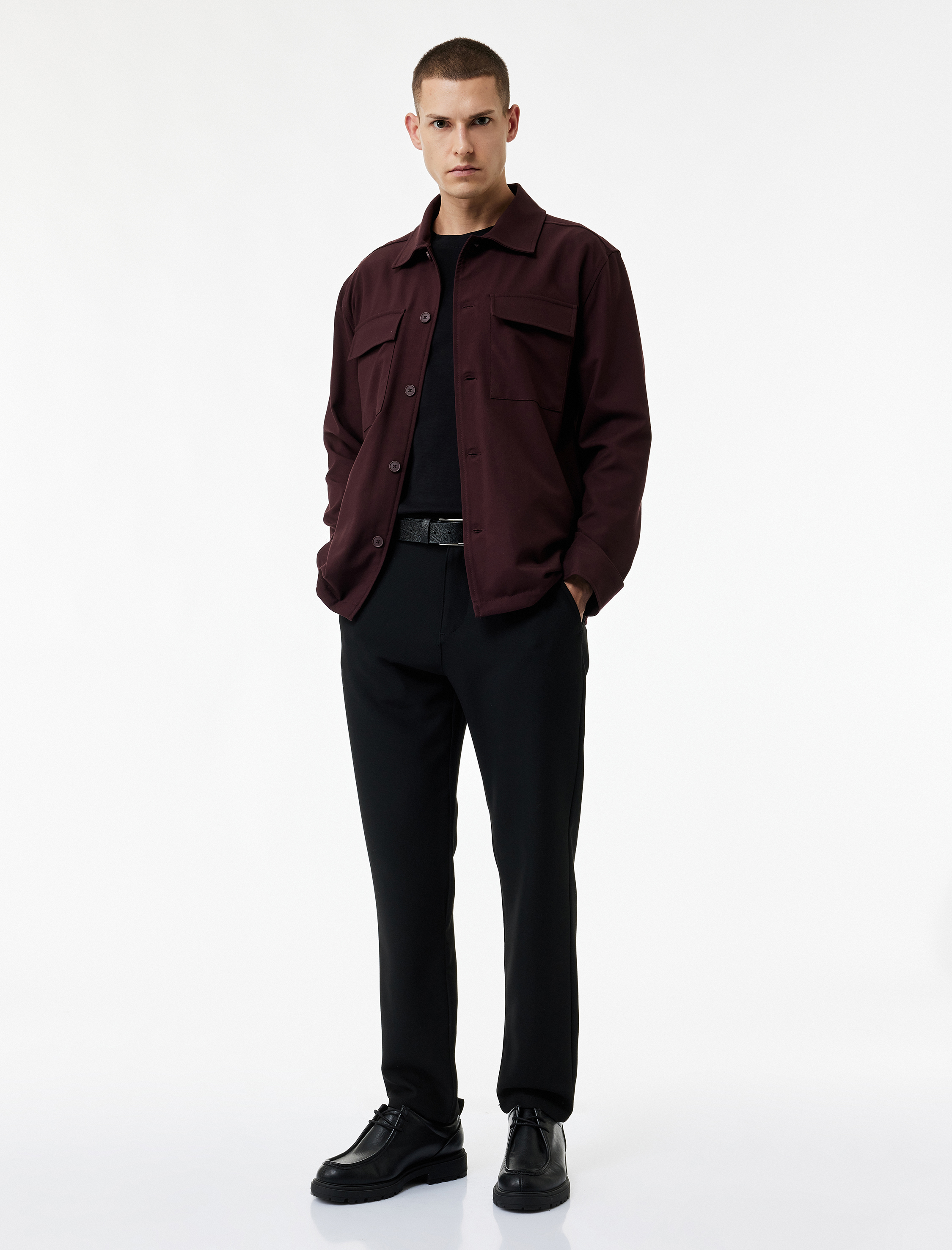   Regular Fit Viskon Karışımlı Kapaklı Cepli Klasik Yaka Uzun Kollu Gömlek Ceket