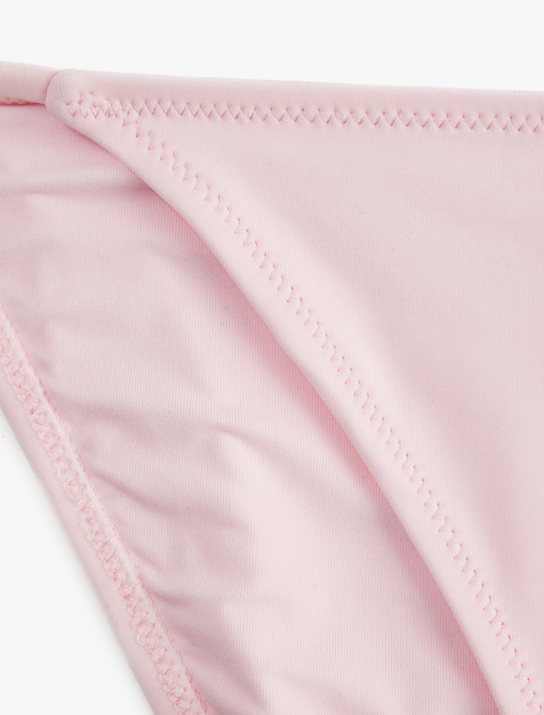   Yanları Bağlamalı İpli Bikini Altı