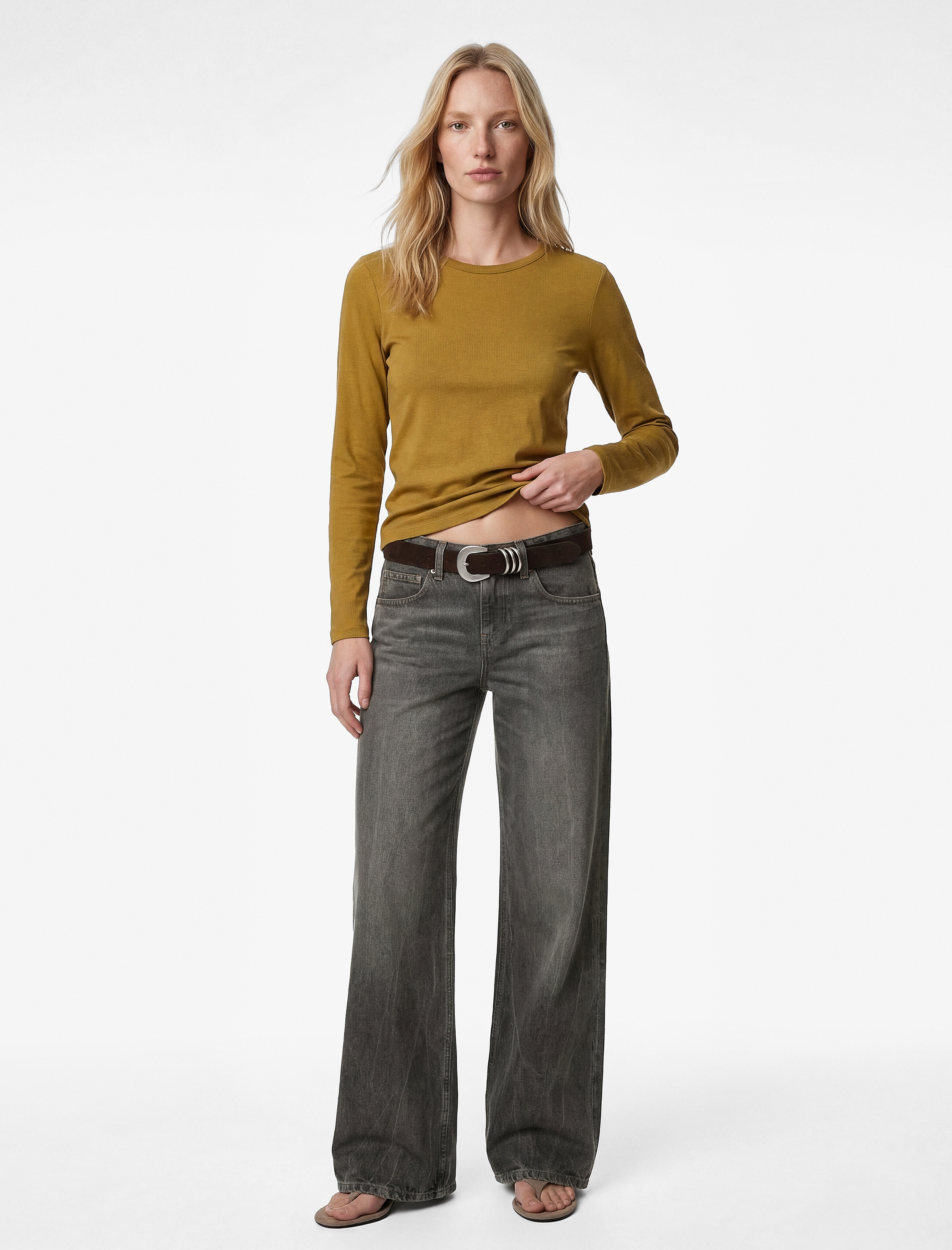   Slim Fit Pamuklu Uzun Kollu Bisiklet Yaka Tişört