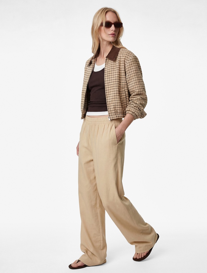  Modal Kumaş Beli Lastikli Cepli Düz Geniş Paça Pantolon