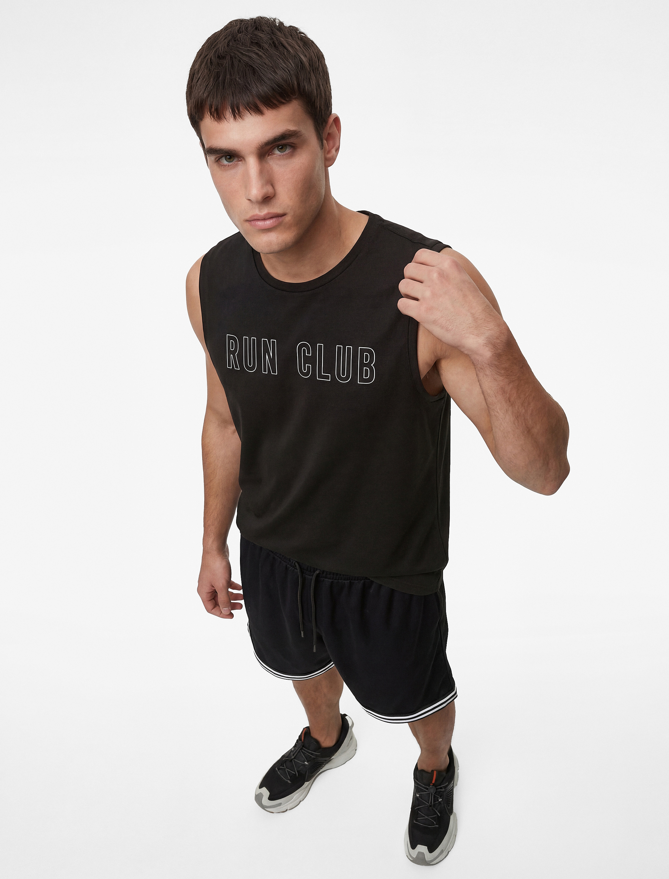   Regular Fit Kolsuz Bisiklet Yaka Baskılı Spor Atleti