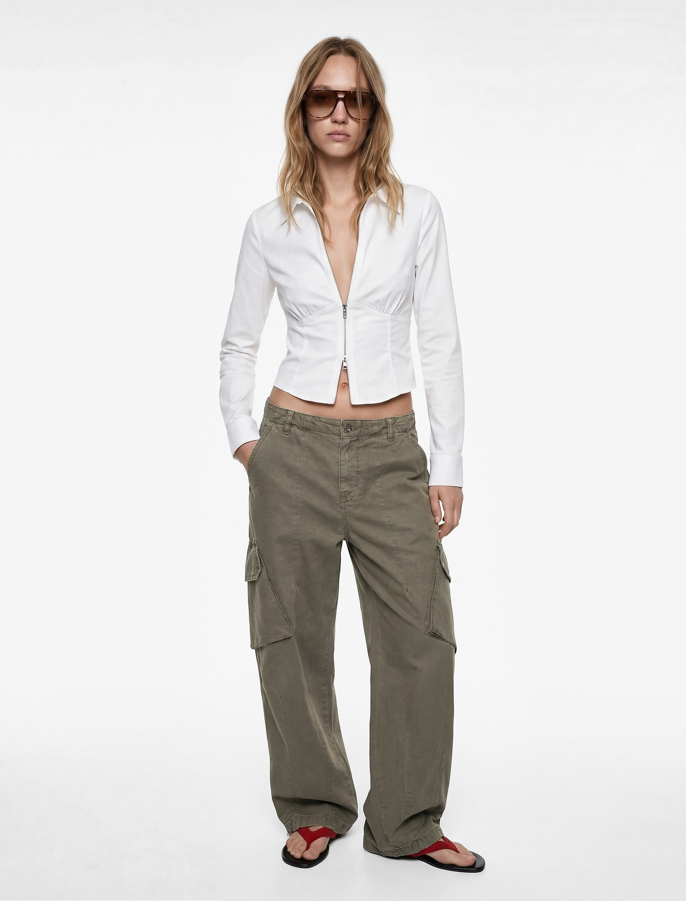 Uzun Kollu Fermuarlı Slim Fit Crop Gömlek