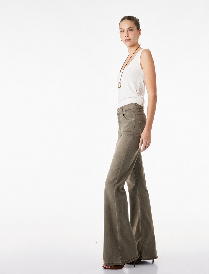  Dar Kesim Düğmeli Cepli İspanyol Paça Denim Pantolon - Flare Jeans