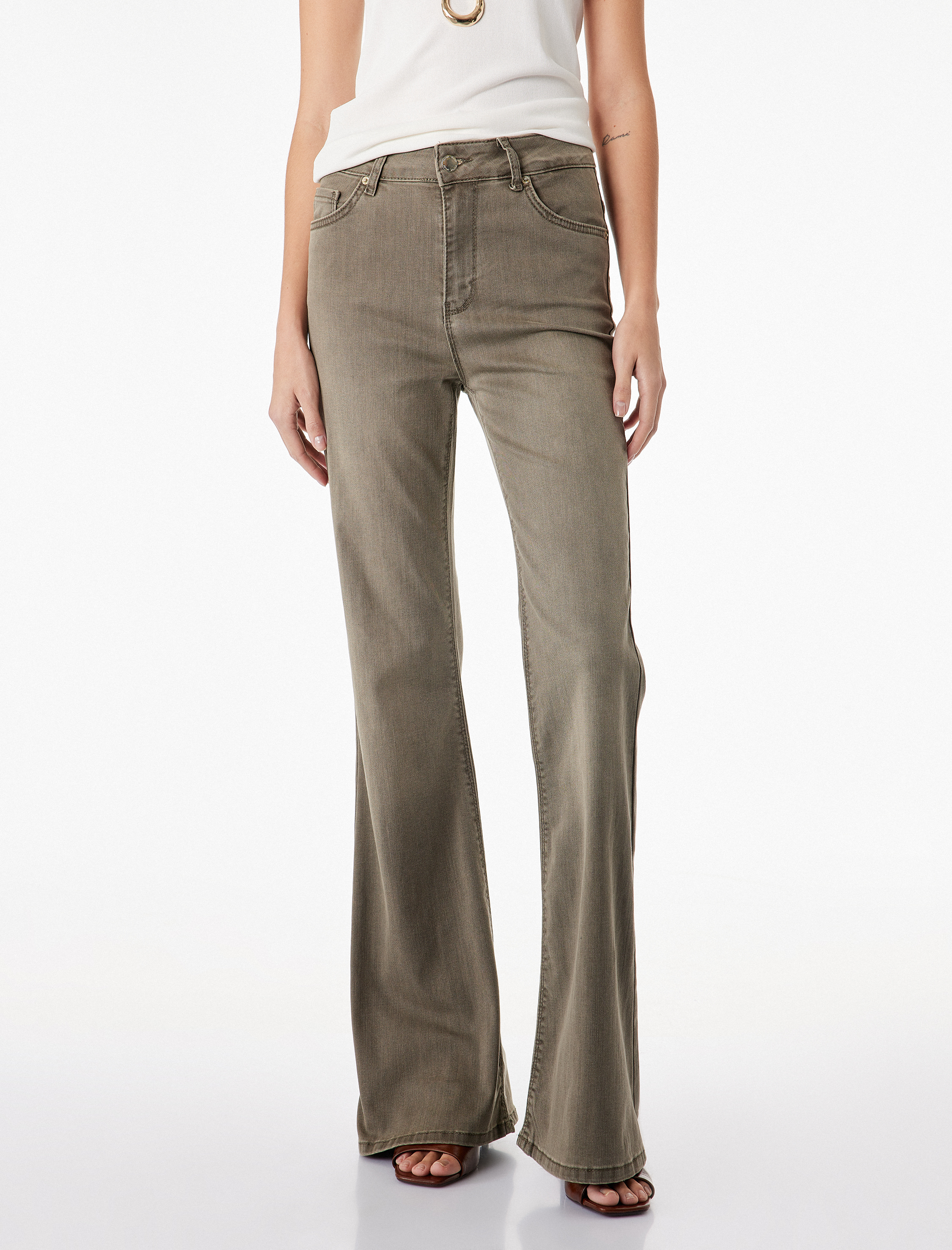   Dar Kesim Düğmeli Cepli İspanyol Paça Denim Pantolon - Flare Jeans