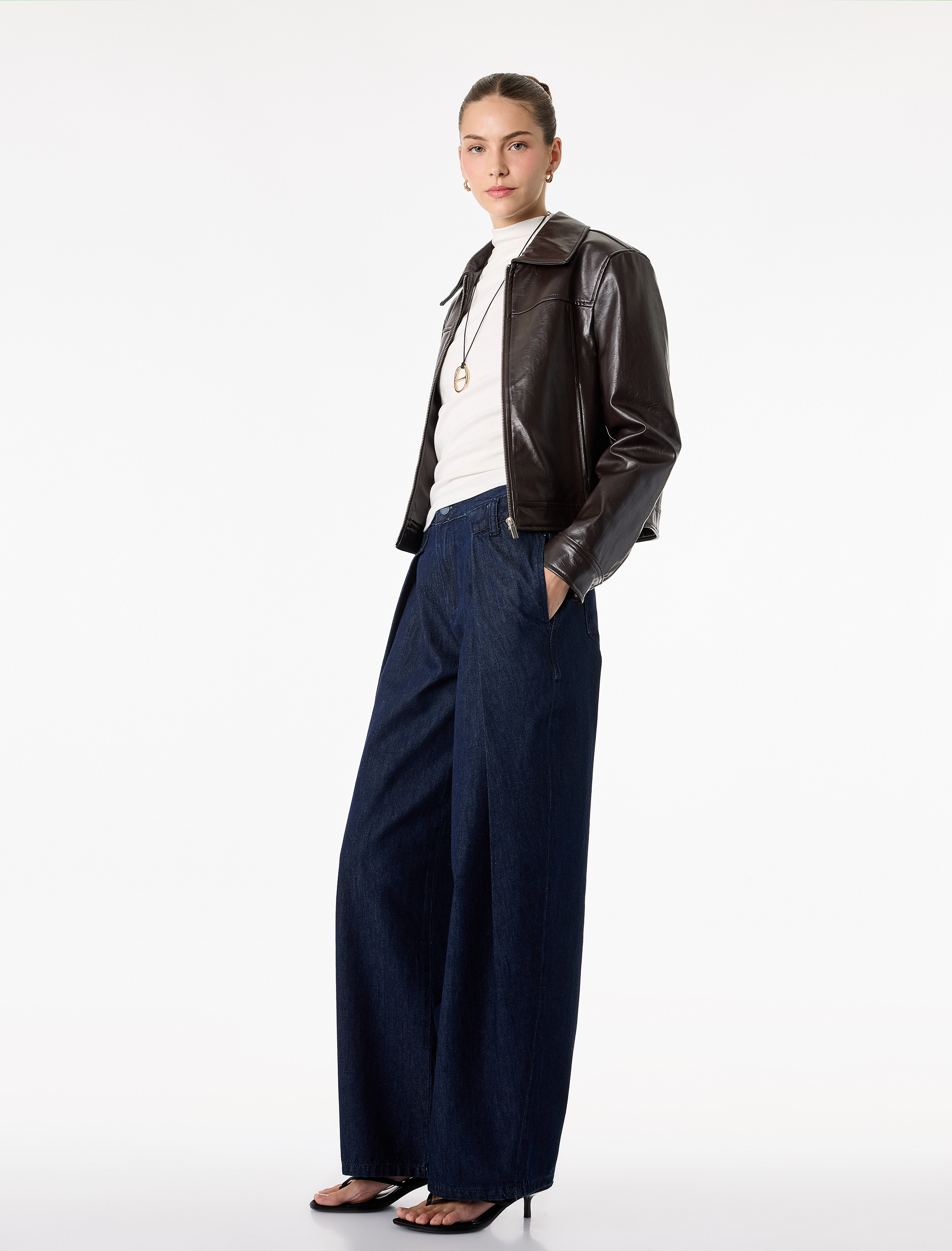   Rahat Kalıp Pamuklu Pileli Geniş Paça Denim Pantolon -  Wide Leg Jeans