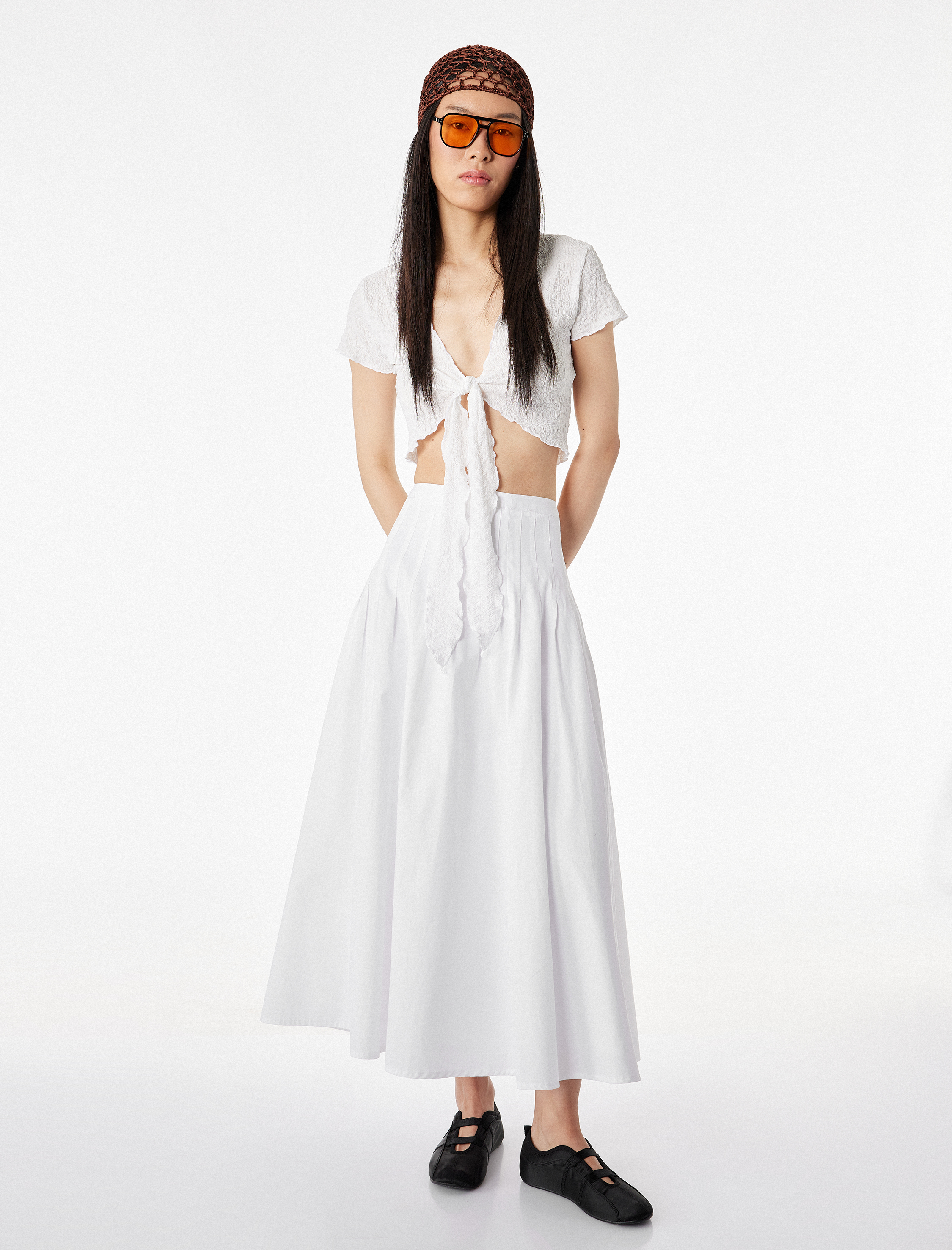   Kısa Kollu Bürümcük Kruvaze Bağlama Detaylı V Yaka Crop Tişört