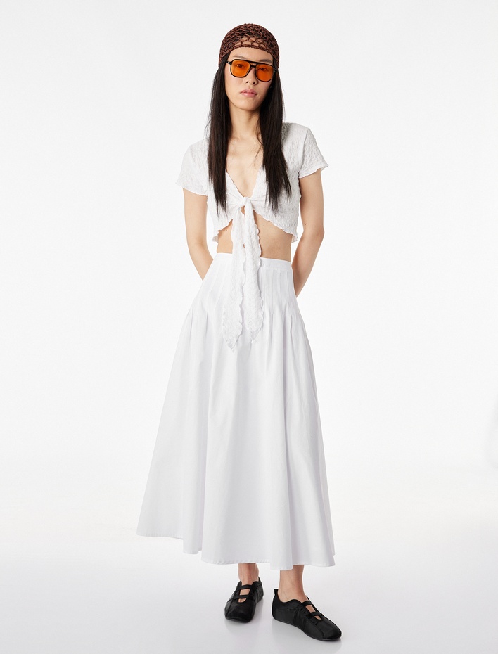  Kısa Kollu Bürümcük Kruvaze Bağlama Detaylı V Yaka Crop Tişört