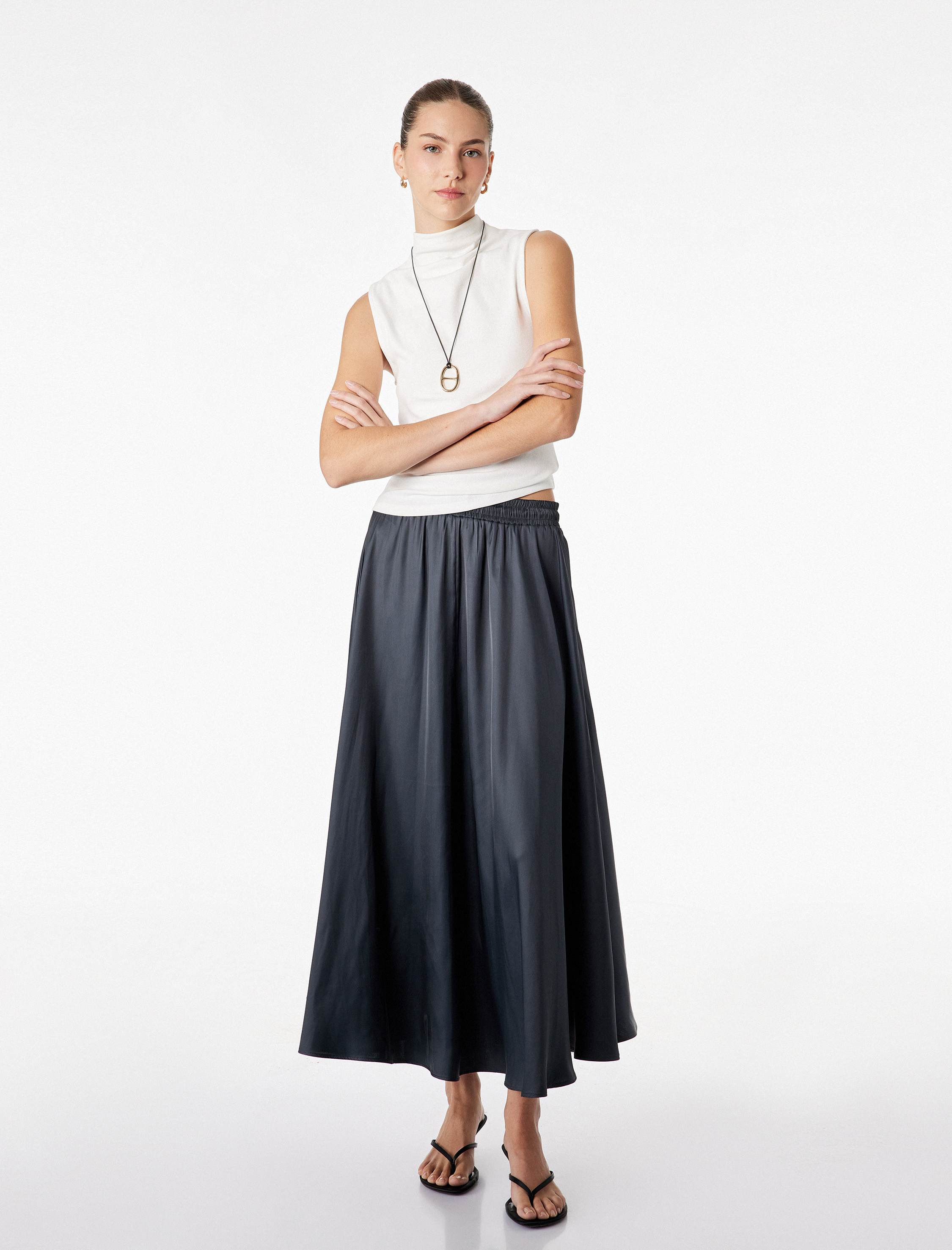   Beli Bağcıklı Kloş Uzun Saten Etek