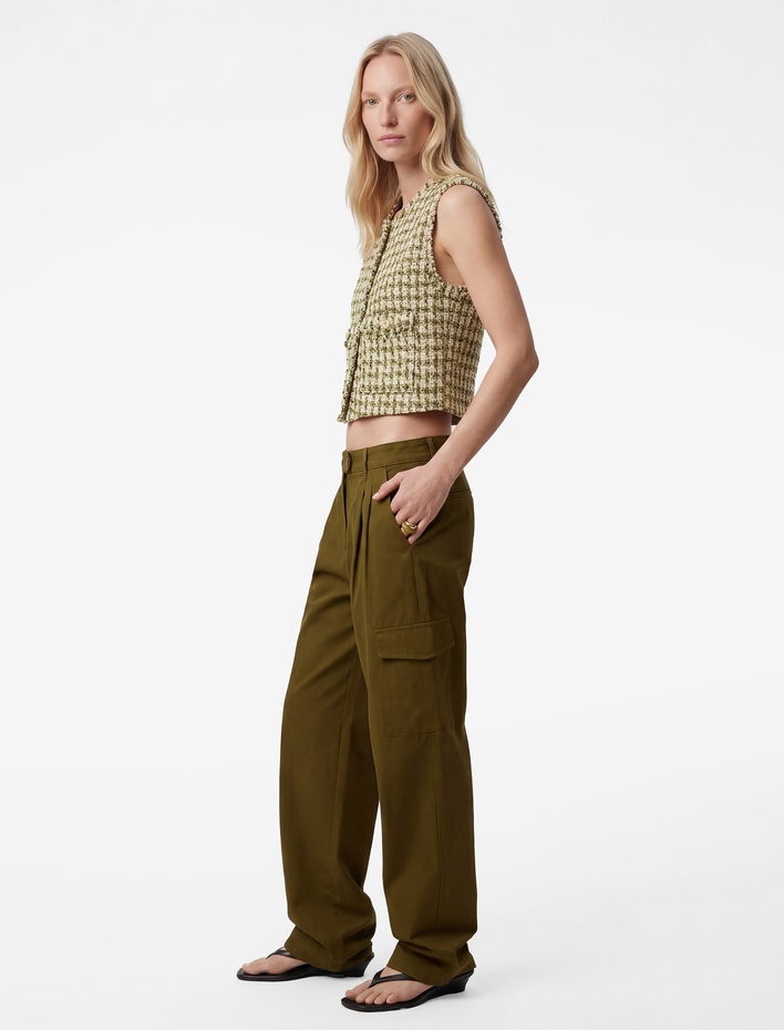  Bisiklet Yaka Kolsuz Düğmeli Cep Detaylı Tüvit Yelek