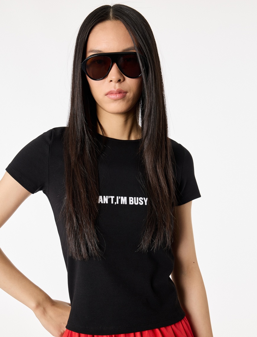 Koton Kadın Pamuklu Slim Fit Kısa Kollu Baskılı T-Shirt