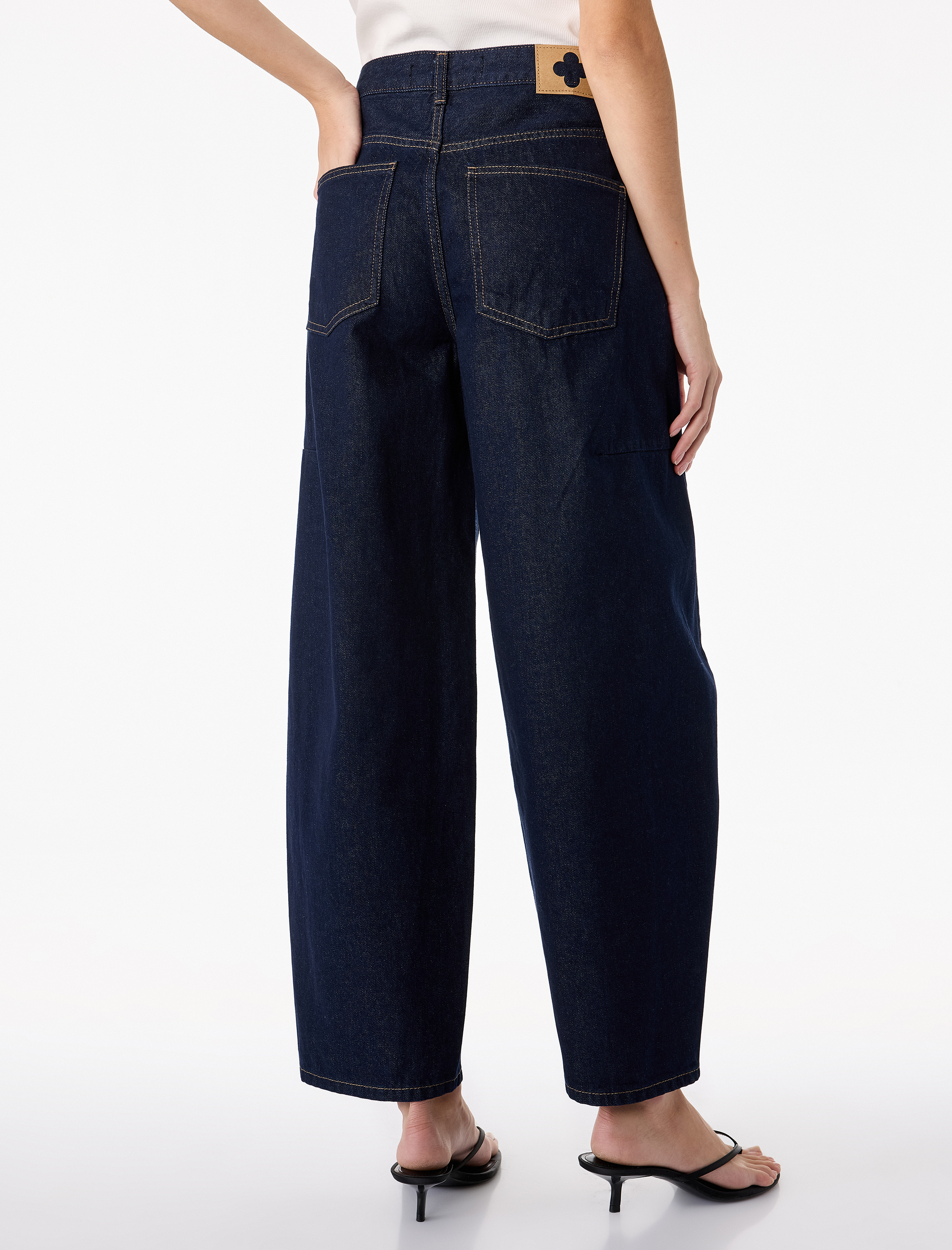   Pamuklu Normal Paça Cepli Düğmeli Balon Denim Pantolon - Balloon Fit Jean