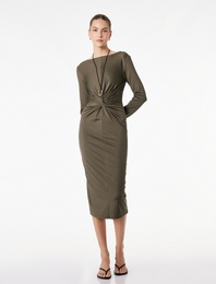 Uzun Kollu Yuvarlak Yaka Midi Boy Drape Detaylı Elbise