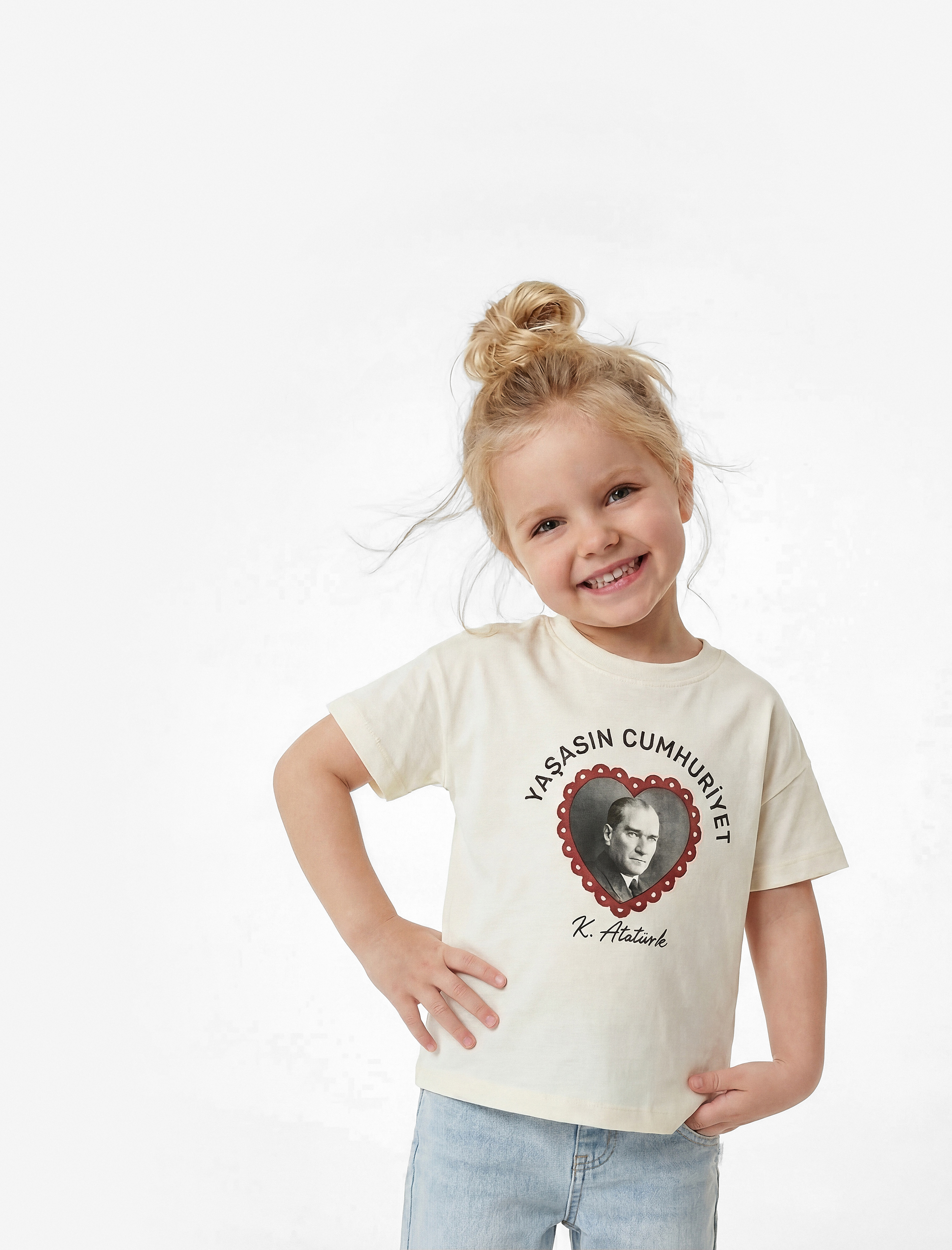  Kız Bebek Pamuklu Kısa Kollu Bisiklet Yaka Atatürk Baskılı Tişört