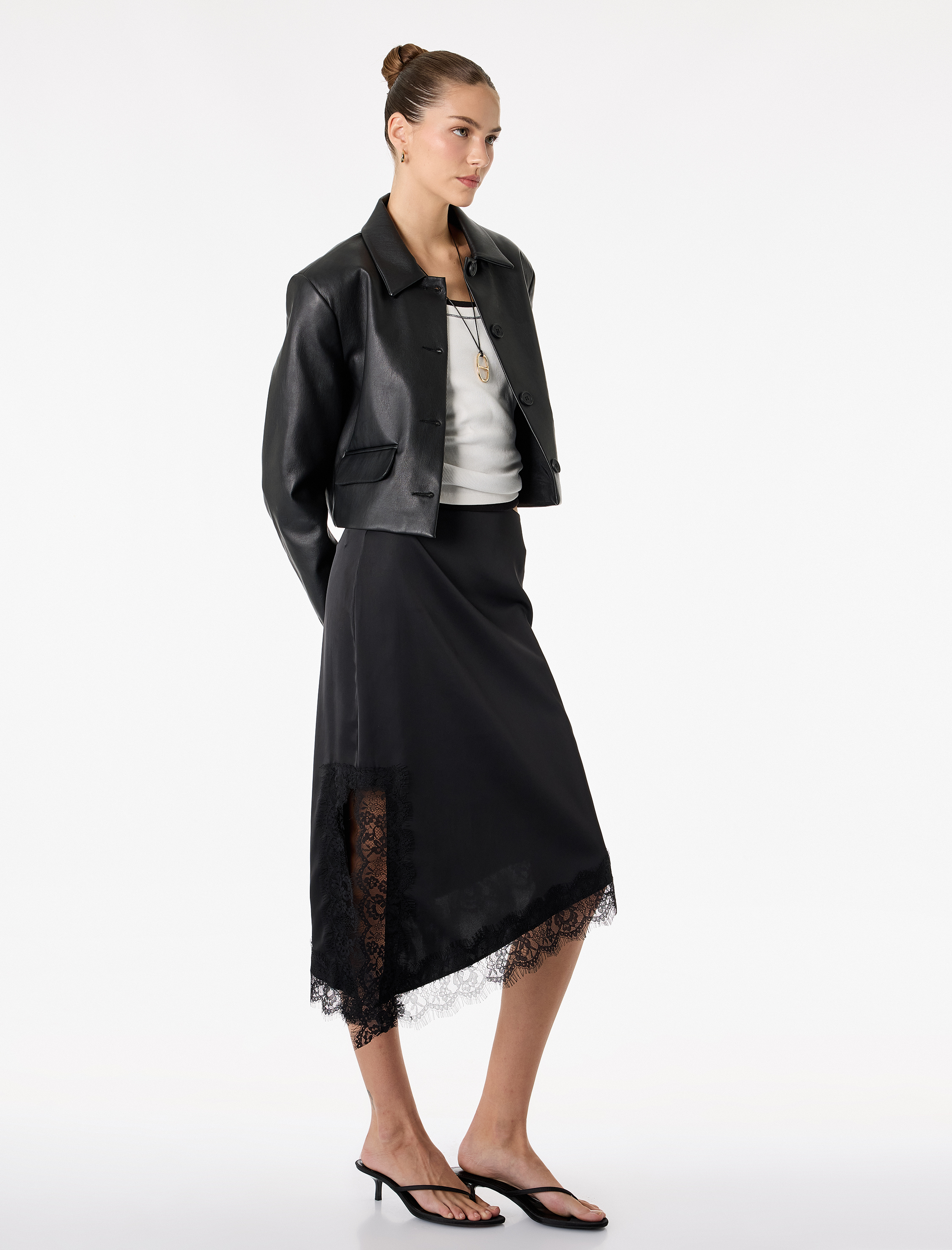   Asimetrik Kesim Normal Bel Dantel Detaylı Saten Etek