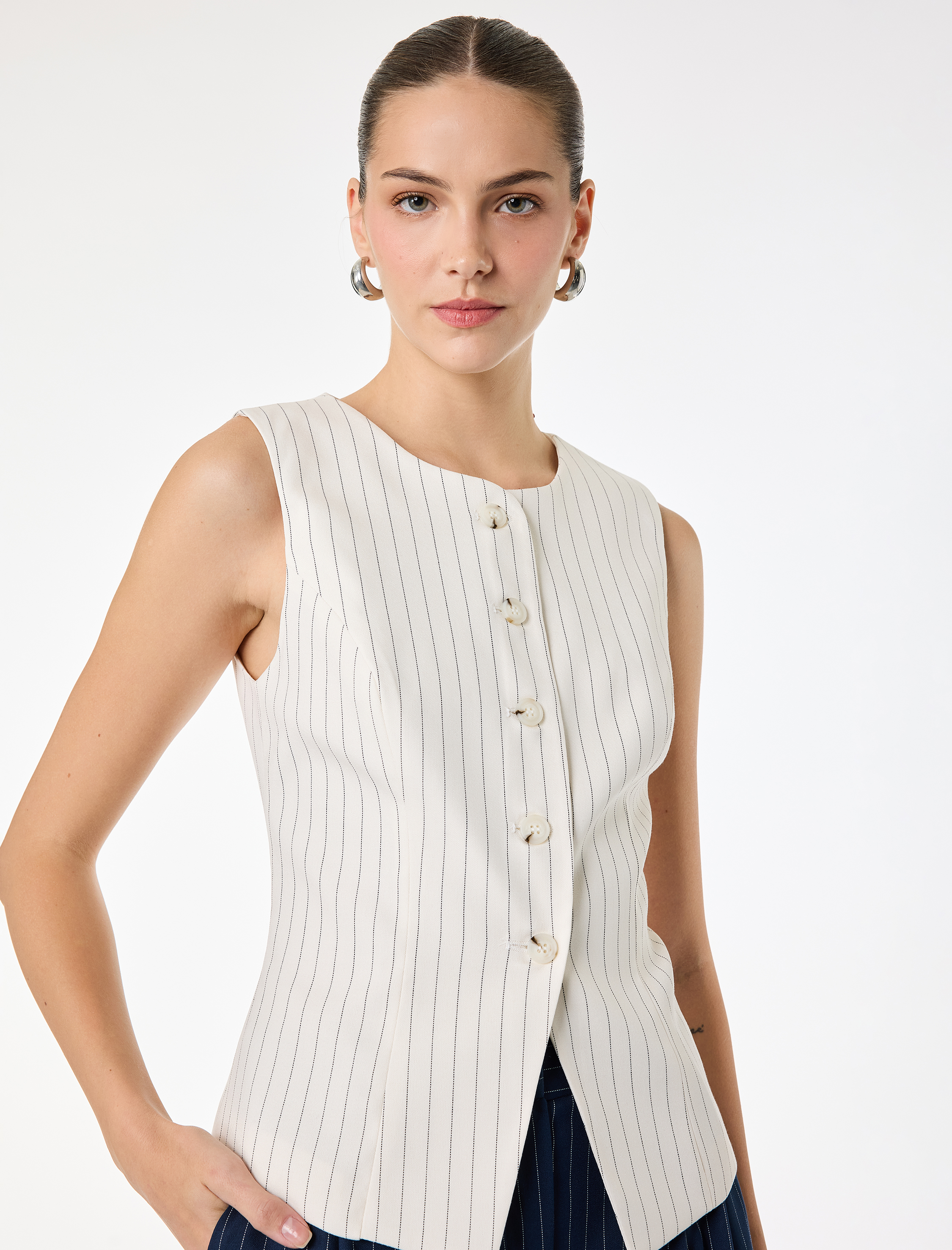   Slim Fit Bisiklet Yaka Çizgili Yelek