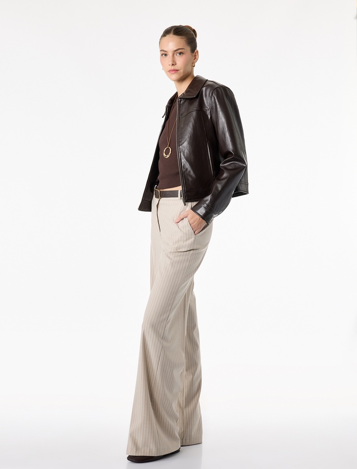  Cepli Kemer Detaylı Uzun Düz Paça Kumaş Pantolon