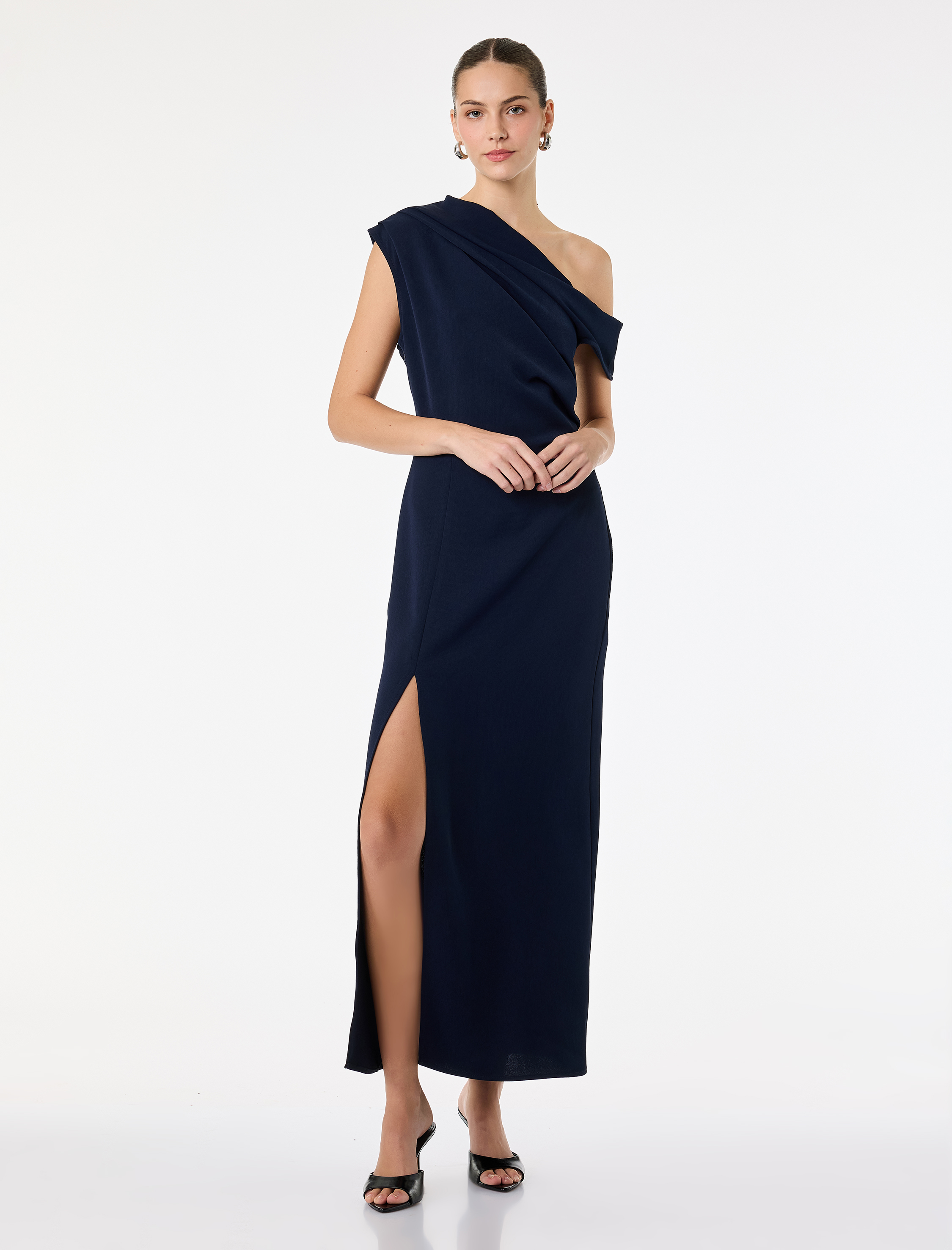   Tek Omuz Kolsuz Yırtmaçlı Midi Drapeli Krep Elbise