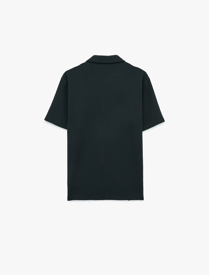  Regular Fit Kısa Kollu Waffle Dokulu Yarım Fermuarlı Polo Yaka Tişört
