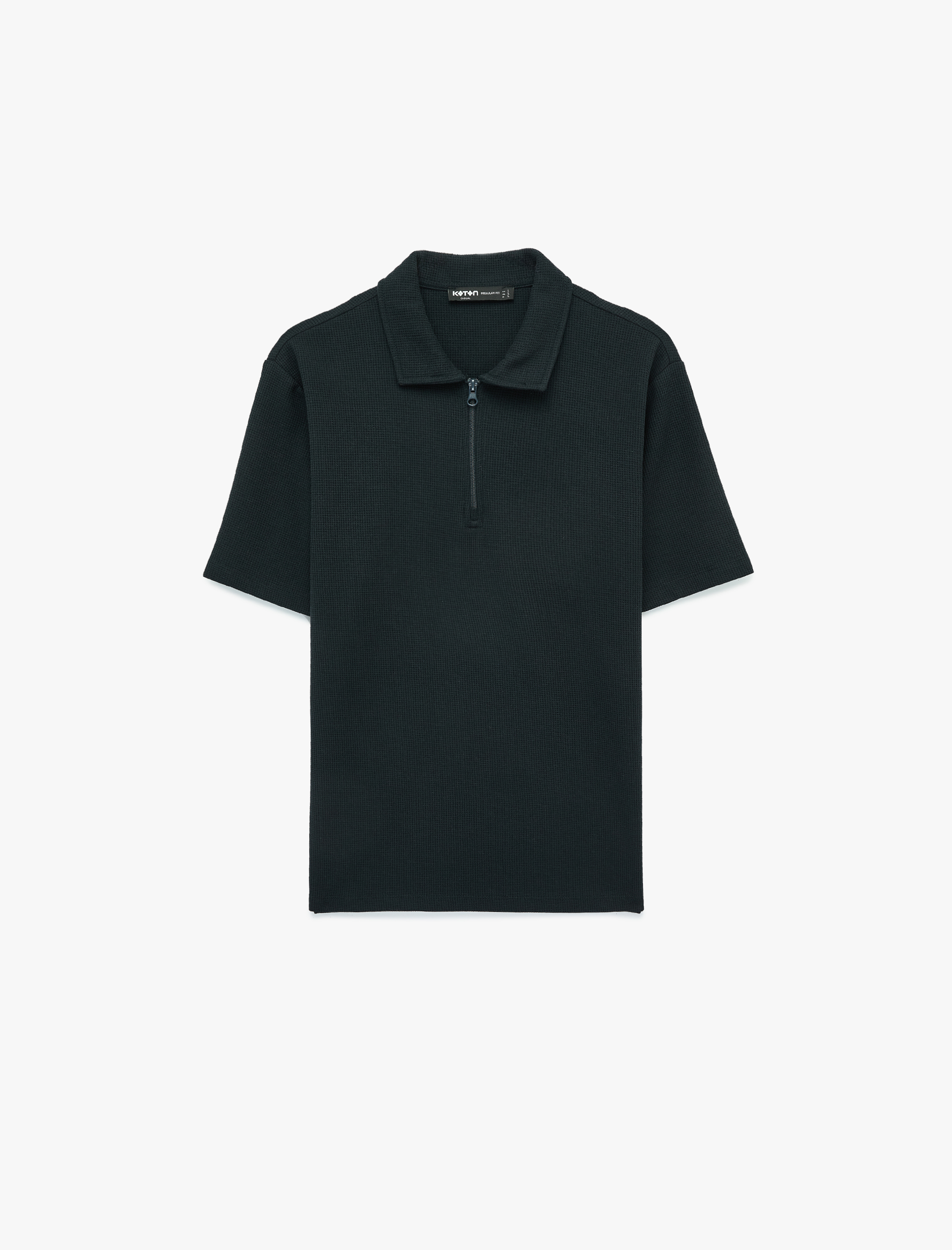   Regular Fit Kısa Kollu Waffle Dokulu Yarım Fermuarlı Polo Yaka Tişört