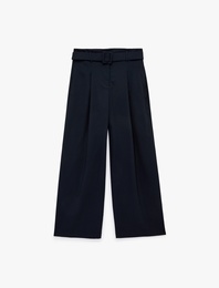 Cepli Pile Detaylı Kemer Detaylı Geniş Paça Kumaş Pantolon