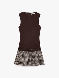 Kolsuz Bisiklet Yaka Bodycon Kemer Detaylı Volanlı Mini Elbise