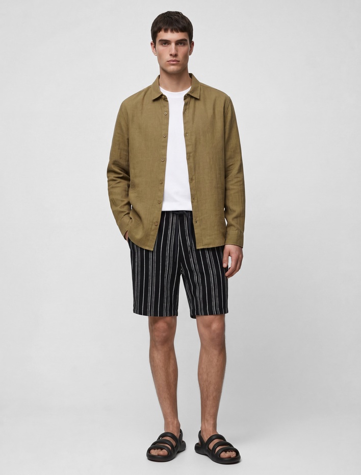  Regular Fit Bürümcük Pamuklu Bermuda Çizgili Beli Bağcıklı Şort