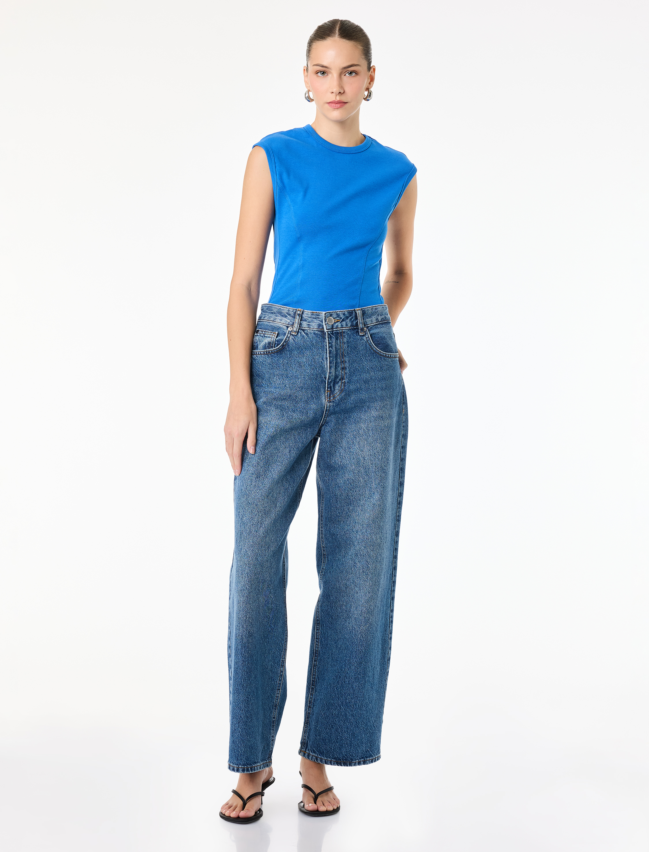   Pamuklu Bisiklet Yaka Slim Fit Kolsuz Kobalt Mavi Tişört