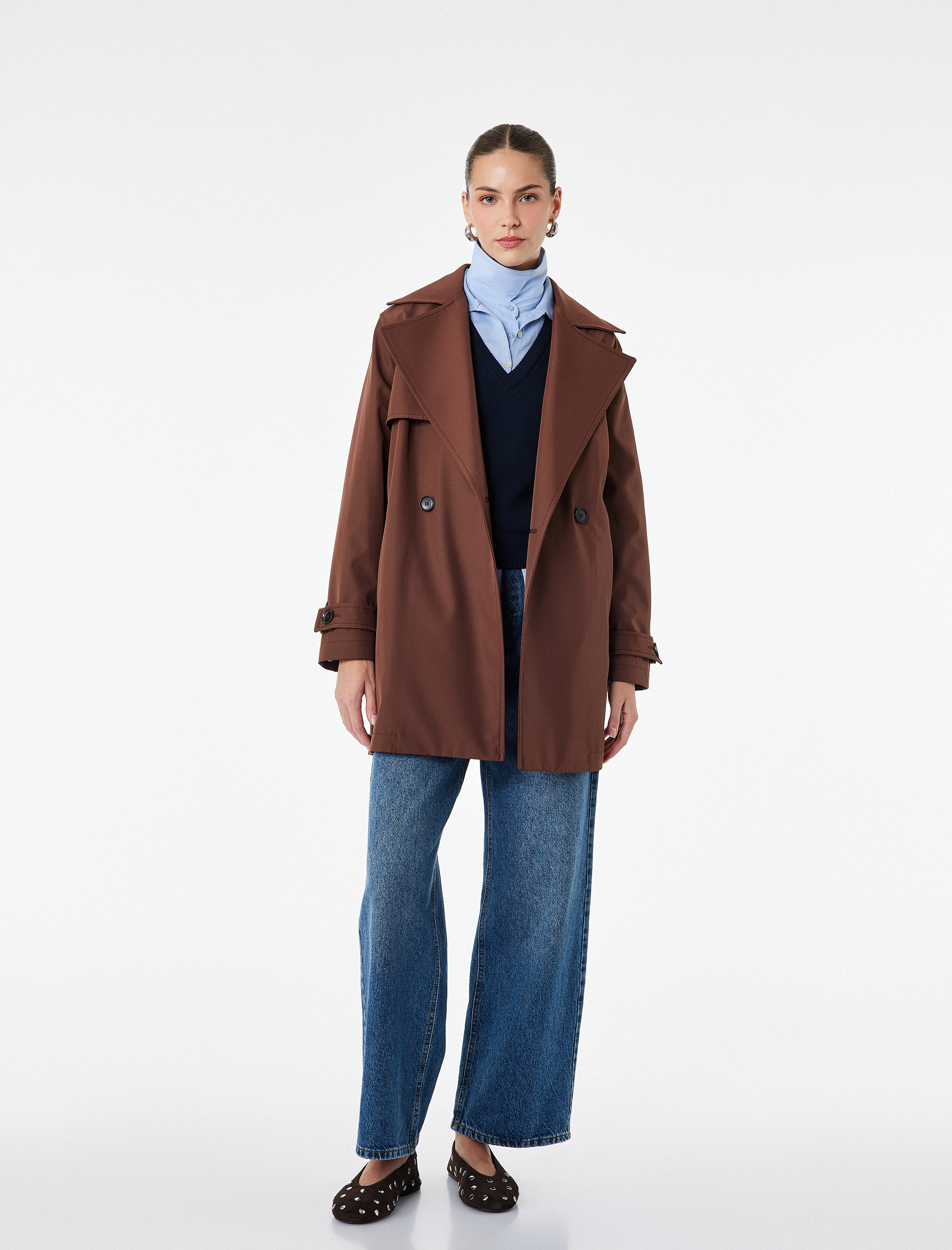   Uzun Kollu Cepli Düğmeli Kruvaze Kemerli Trençkot