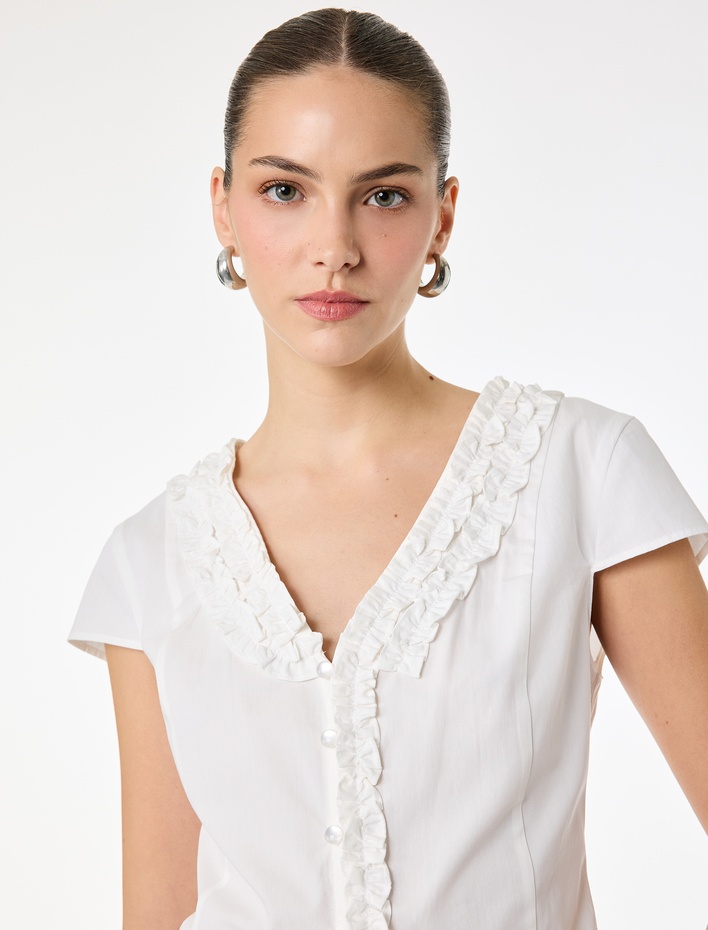  Pamuklu Slim Fit Kap Kol V Yaka Fırfırlı Poplin Gömlek