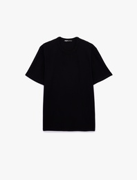 Pamuklu Regular Fit Kısa Kollu Bisiklet Yaka Basic Tişört