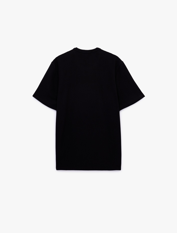  Pamuklu Regular Fit Kısa Kollu Bisiklet Yaka Basic Tişört